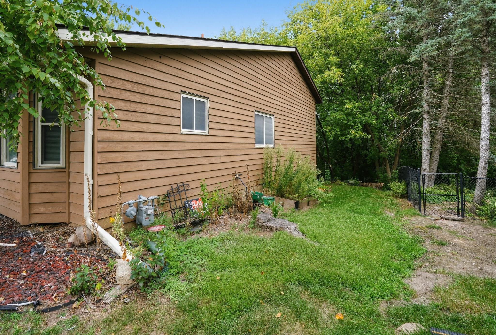 3554 Widgeon Way Property Photo 3