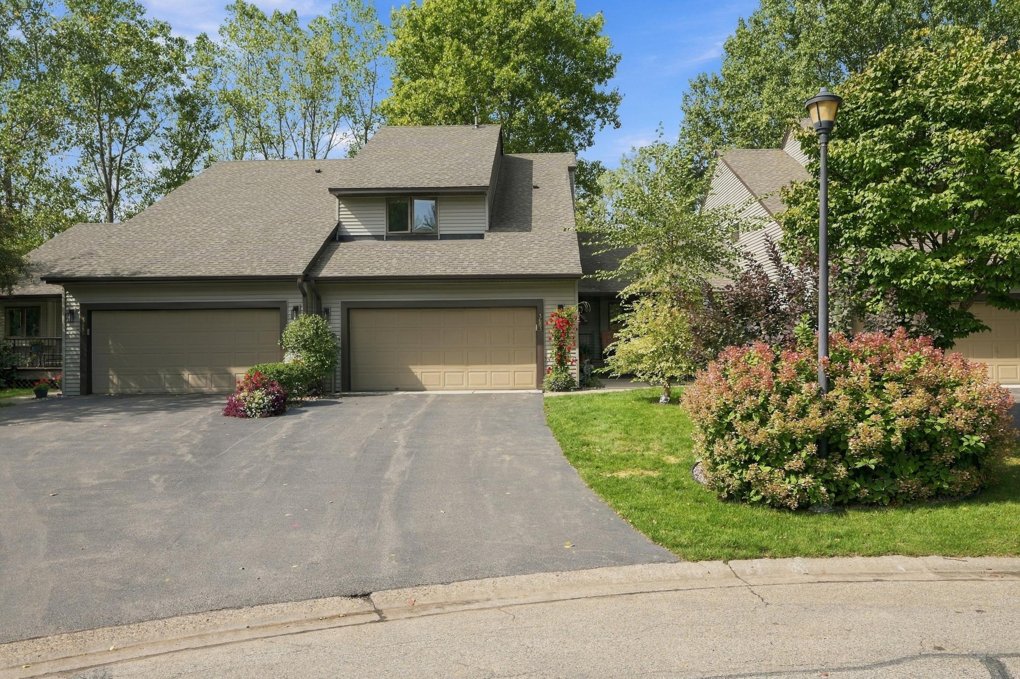 3683 Widgeon Way Property Photo 4