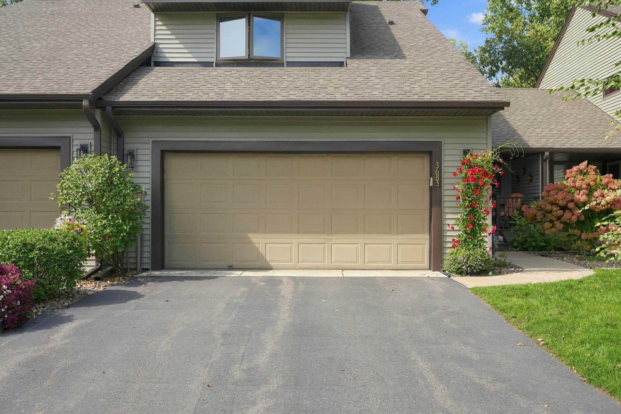 3683 Widgeon Way Property Photo 5
