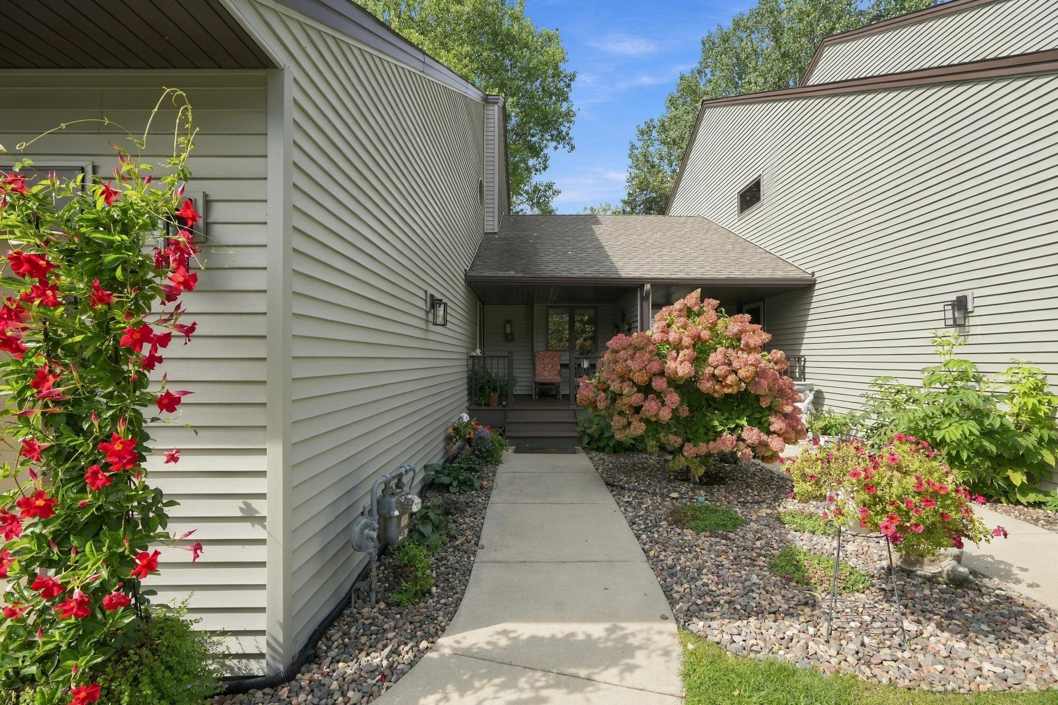 3683 Widgeon Way Property Photo 7