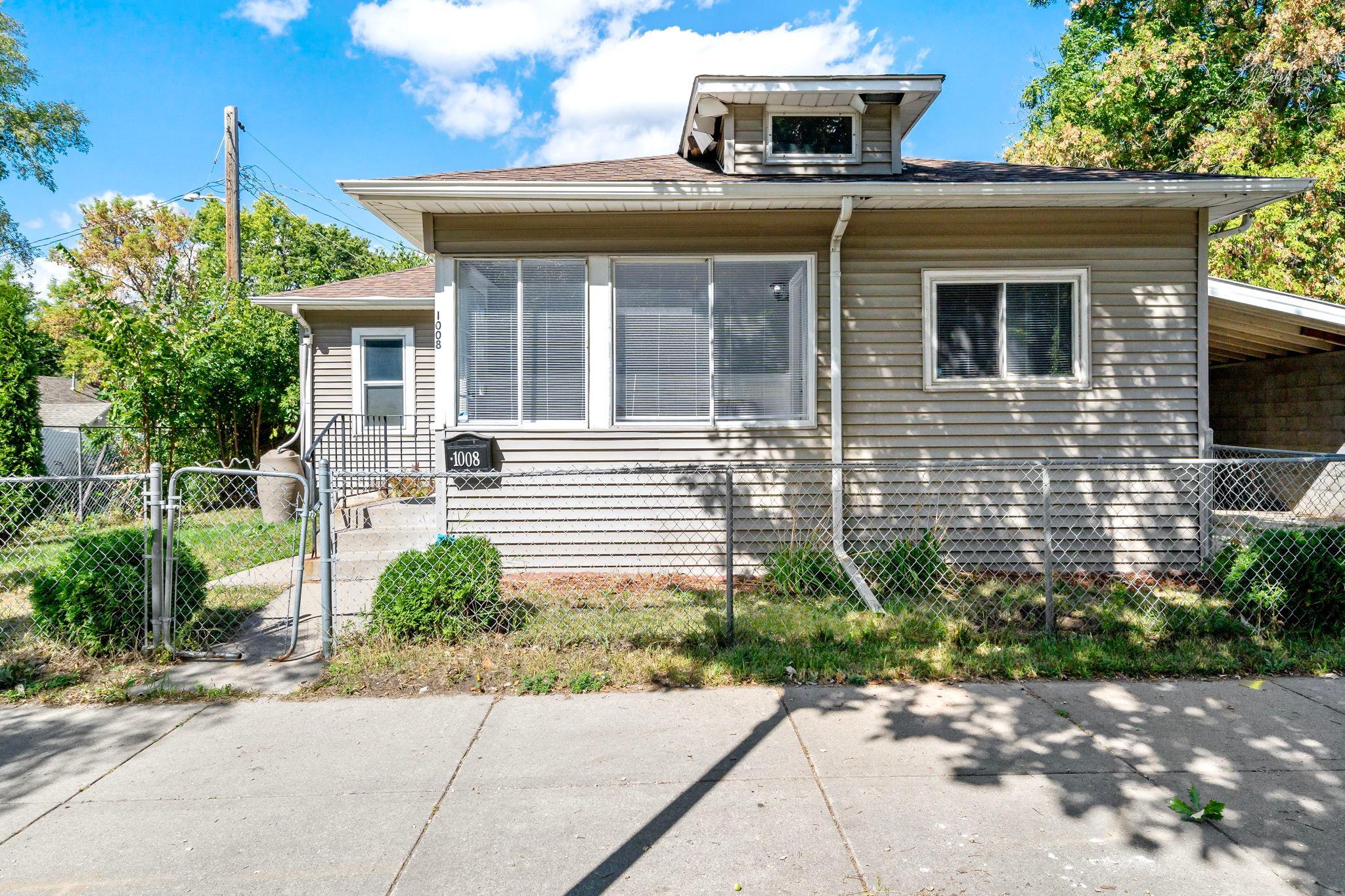 1008 Lowry Avenue N Property Photo 1
