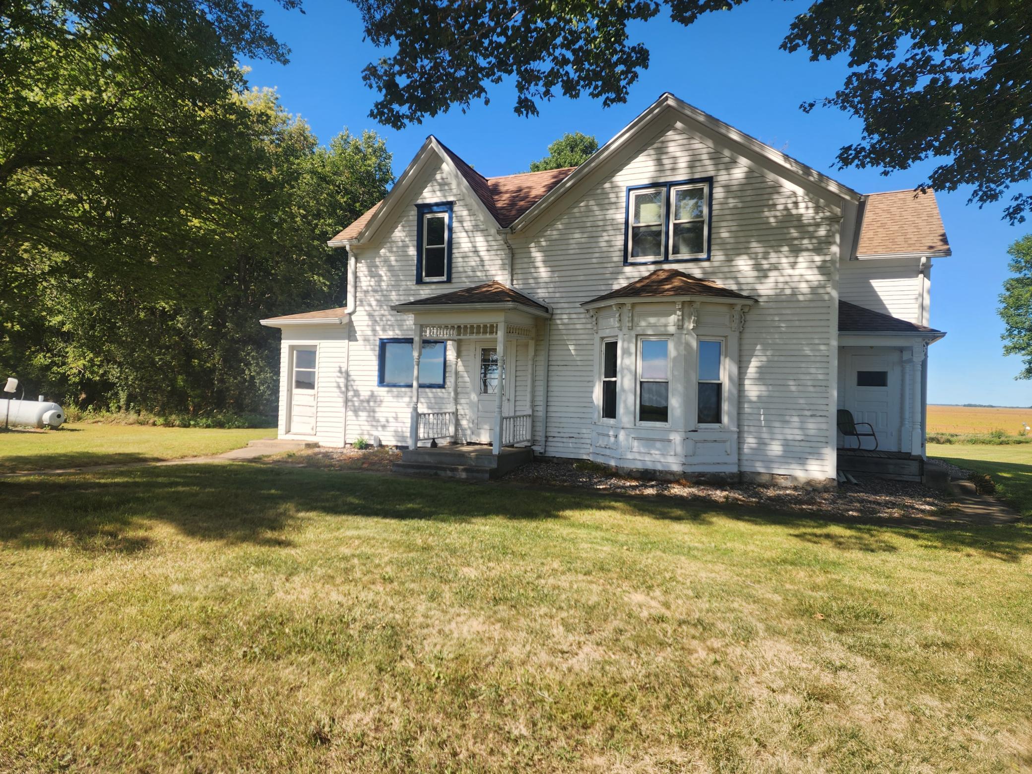 26704 360th Street Property Photo 1