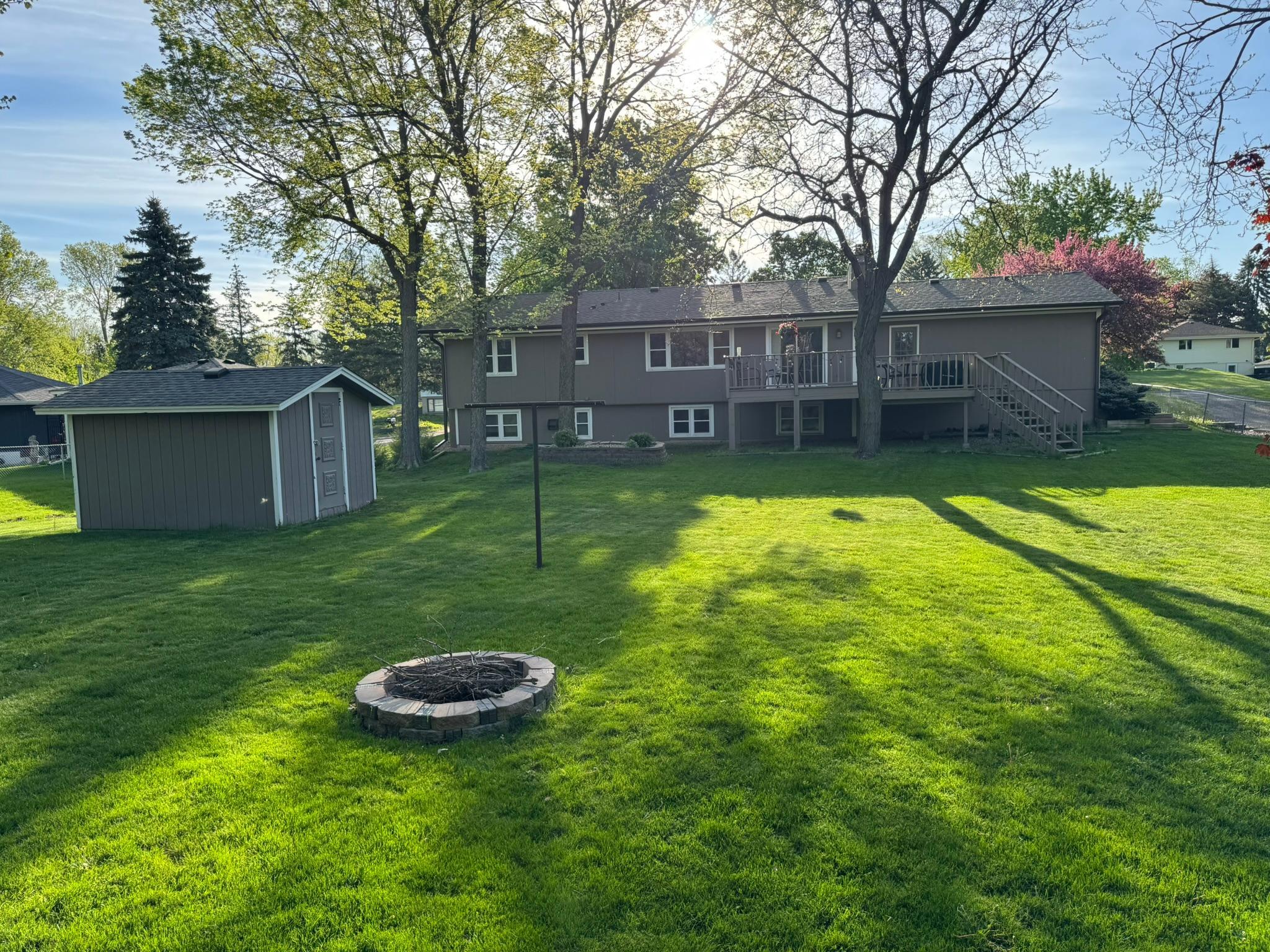 1755 Ithaca Lane N Property Photo 1