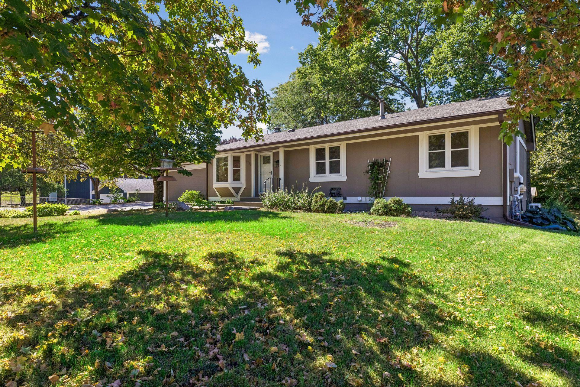 1755 Ithaca Lane N Property Photo 1