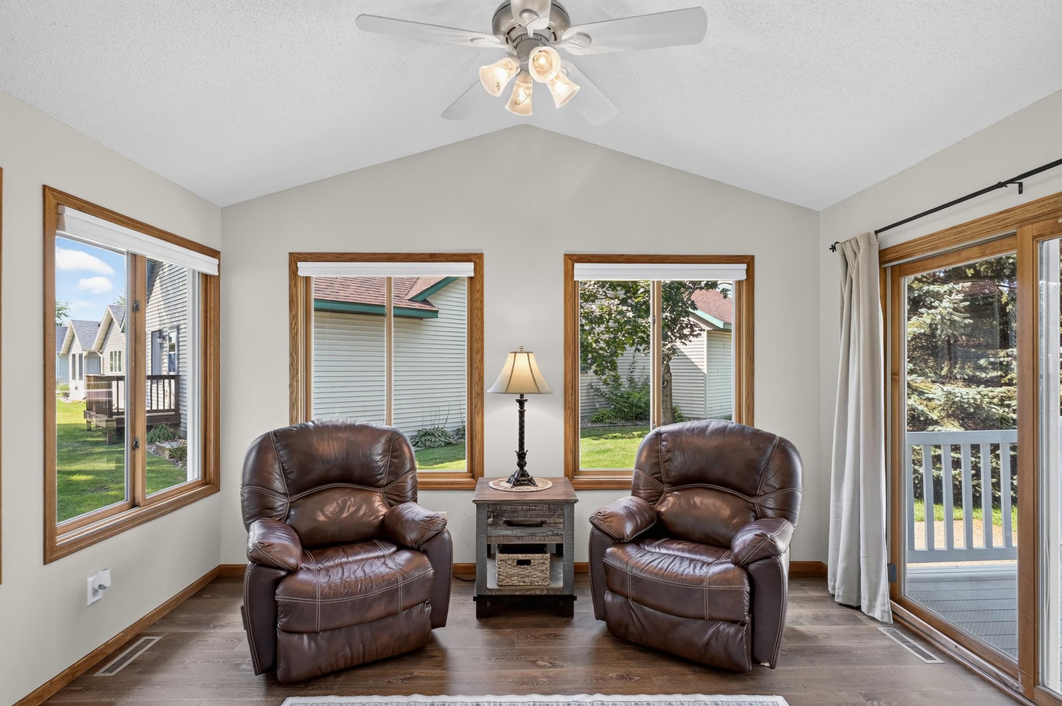 1258 Westbrook Circle Property Photo 15