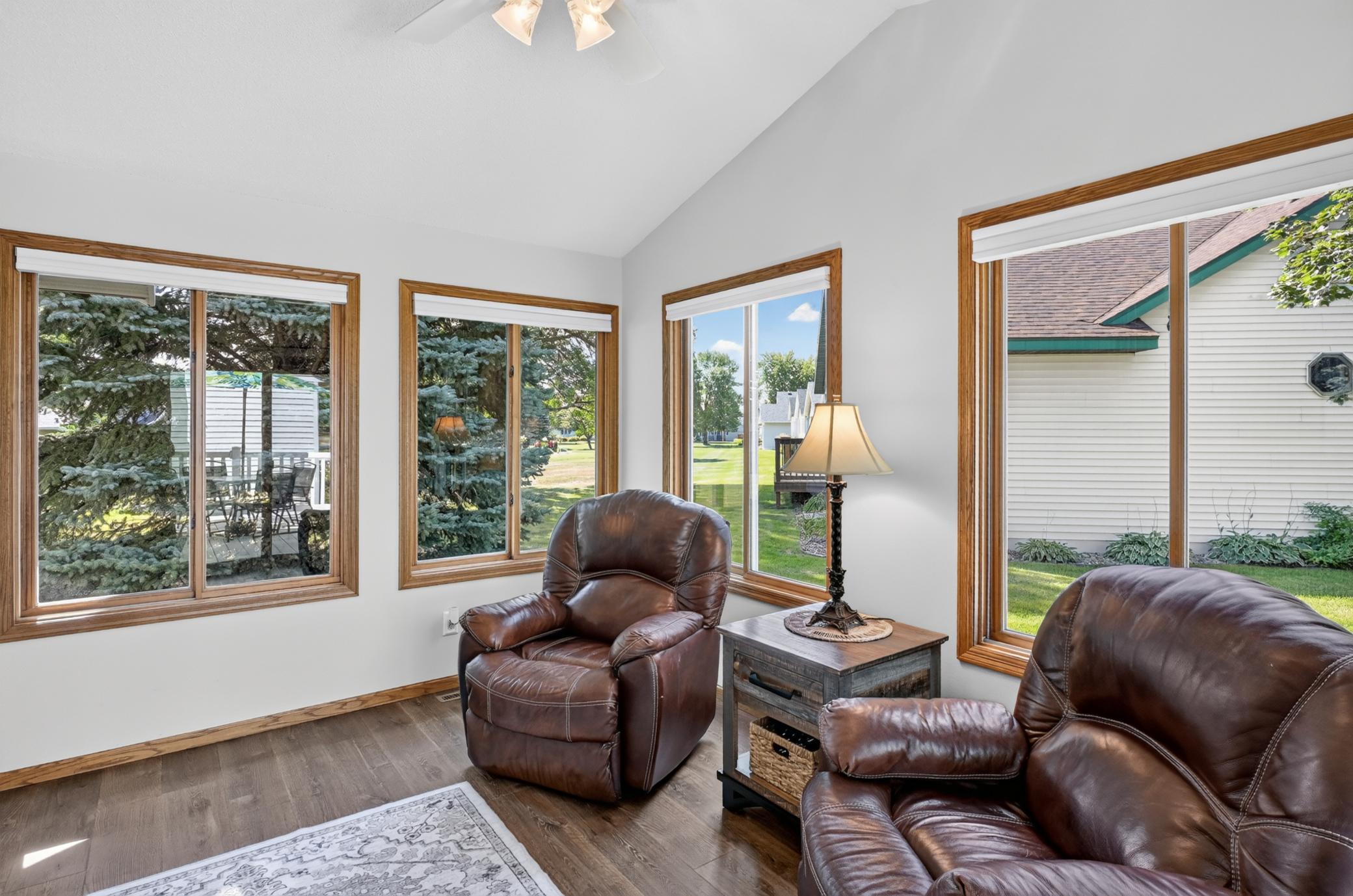 1258 Westbrook Circle Property Photo 16