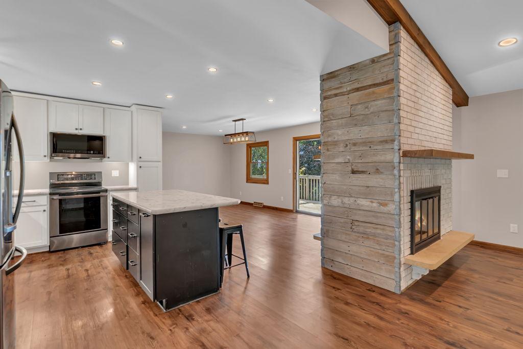 10020 15th Avenue Se Property Photo 12