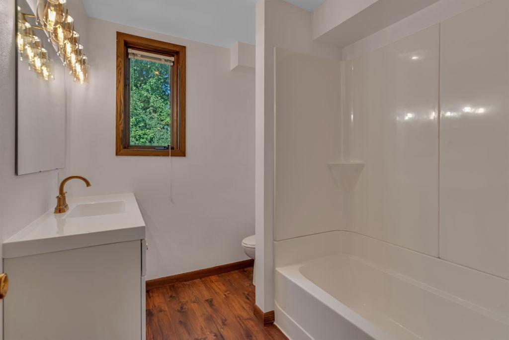 10020 15th Avenue Se Property Photo 23
