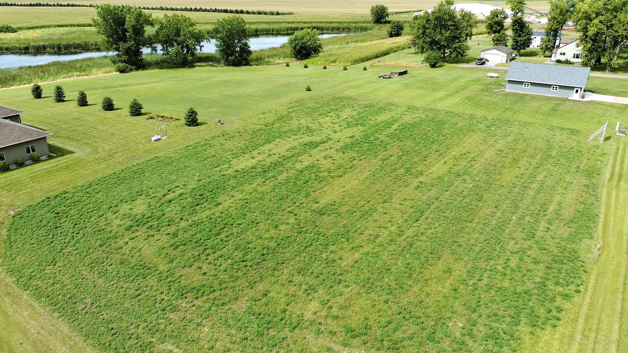 120 Heritage Trail Property Photo 4