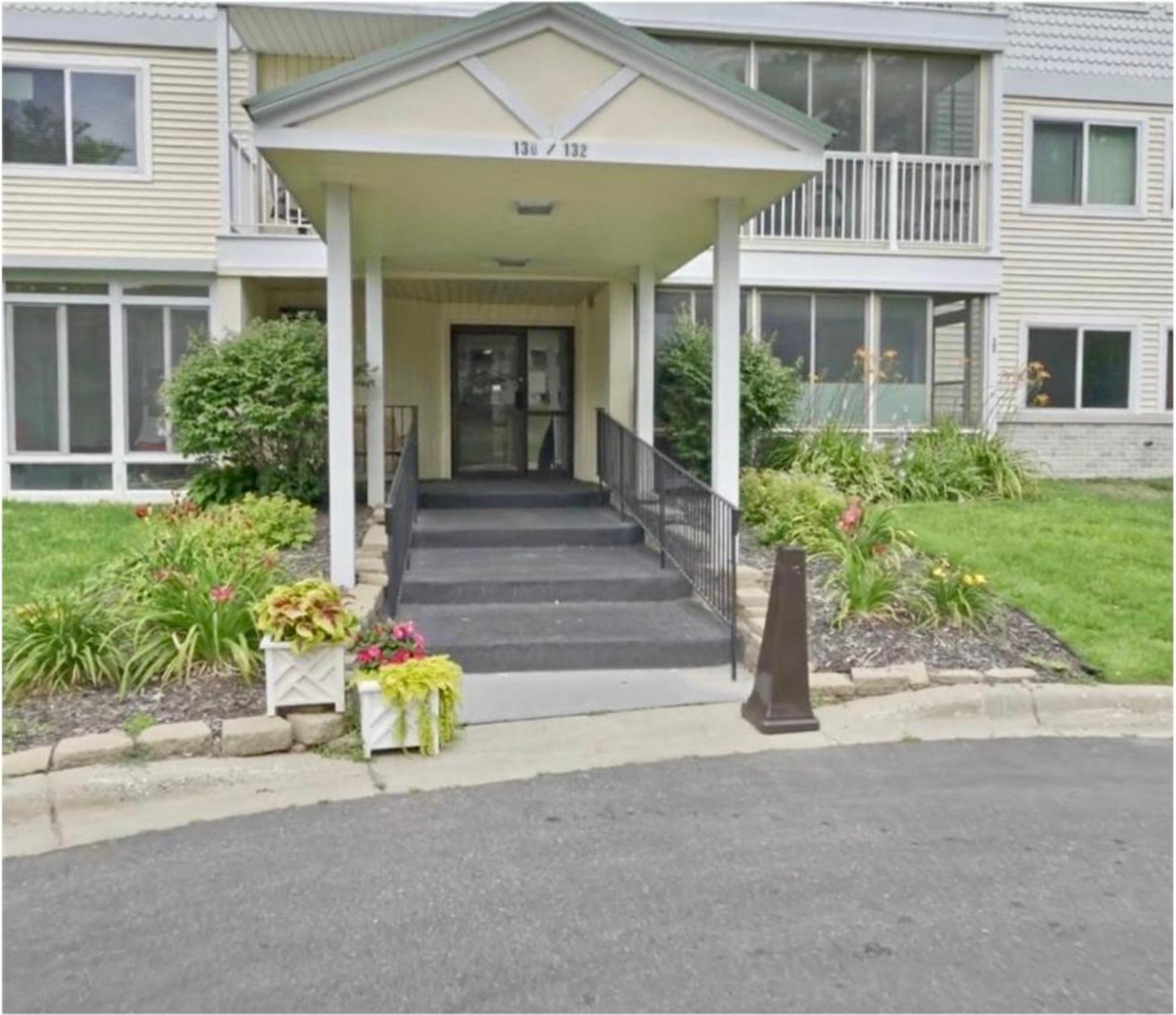 132 Demont Avenue E 326 Property Photo 2