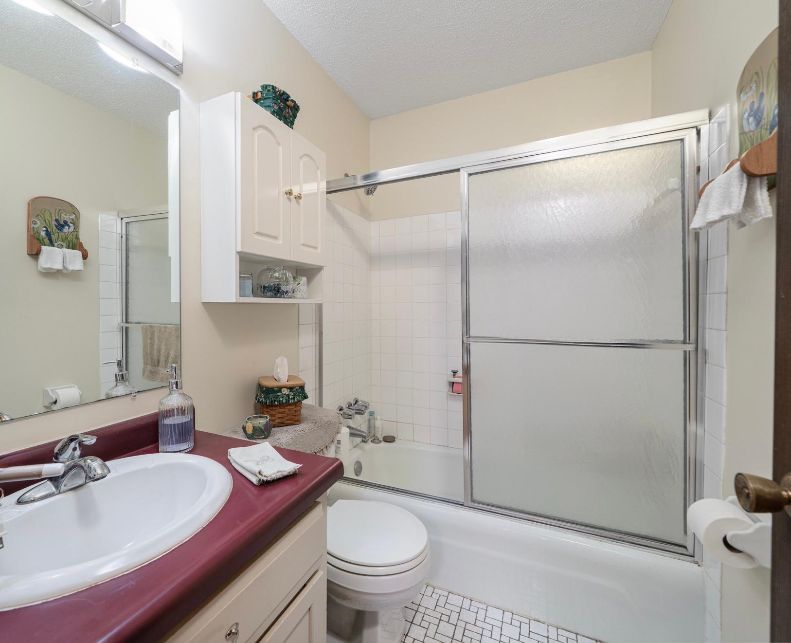 132 Demont Avenue E 326 Property Photo 11