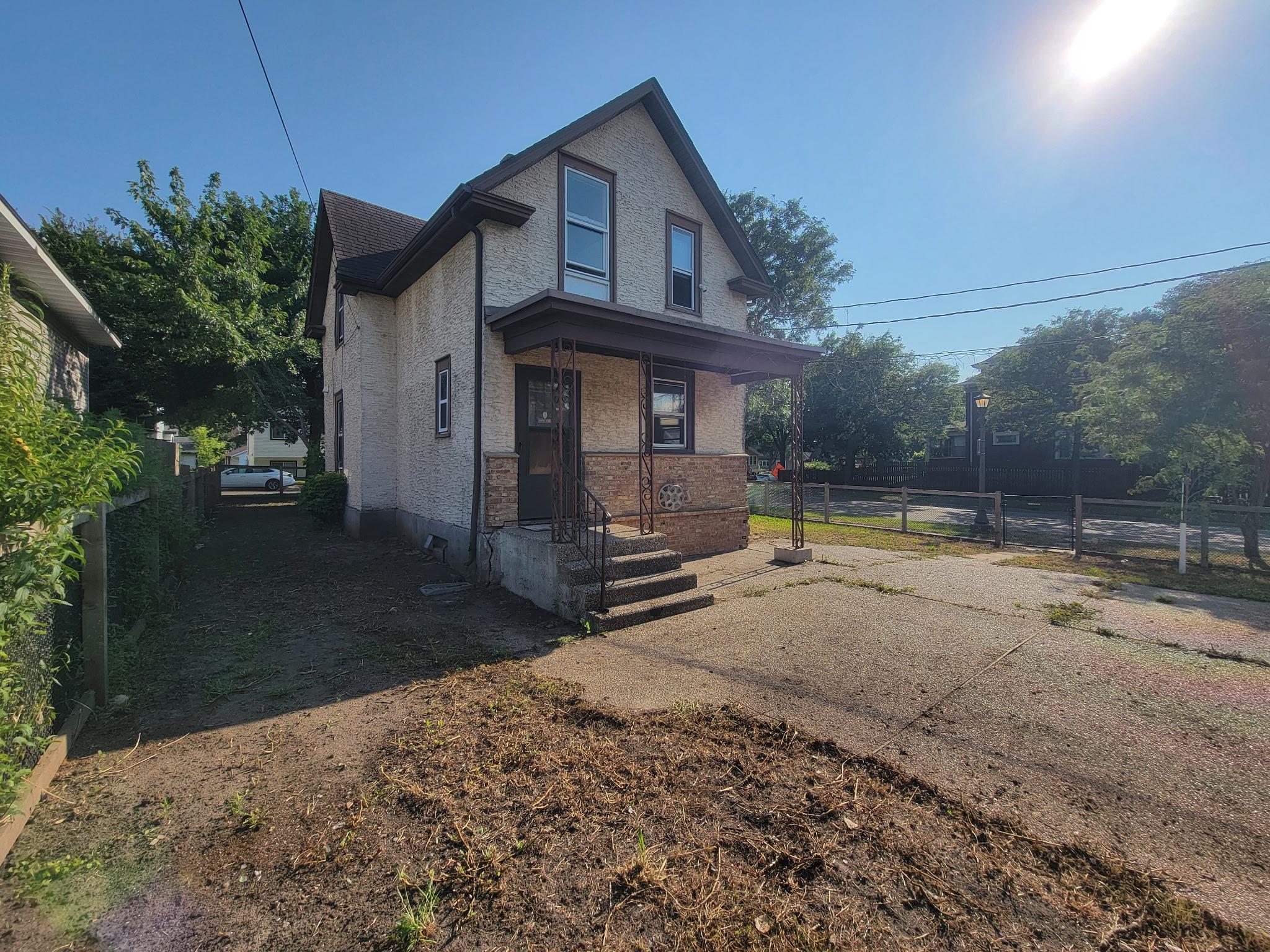 85 Hatch Avenue Property Photo 1