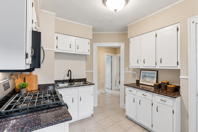 3407 Logan Avenue N Property Photo 14