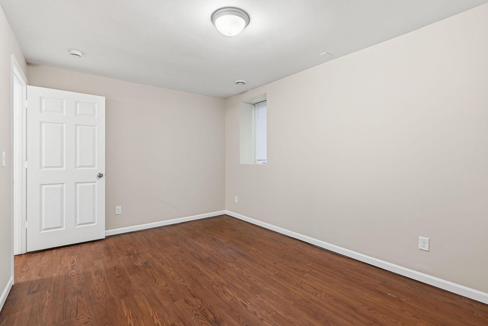 3407 Logan Avenue N Property Photo 39