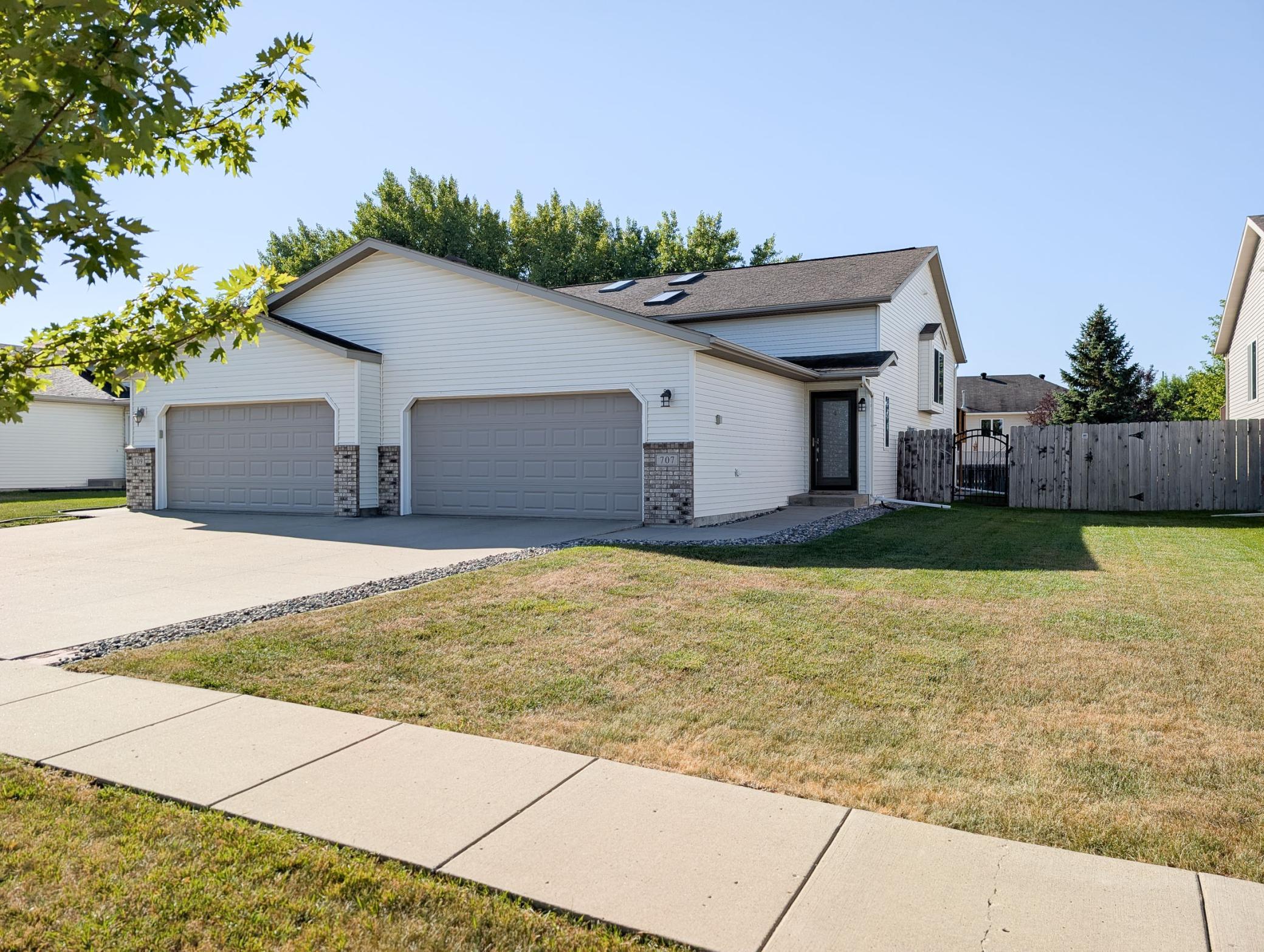 707 14th Avenue E Property Photo 1