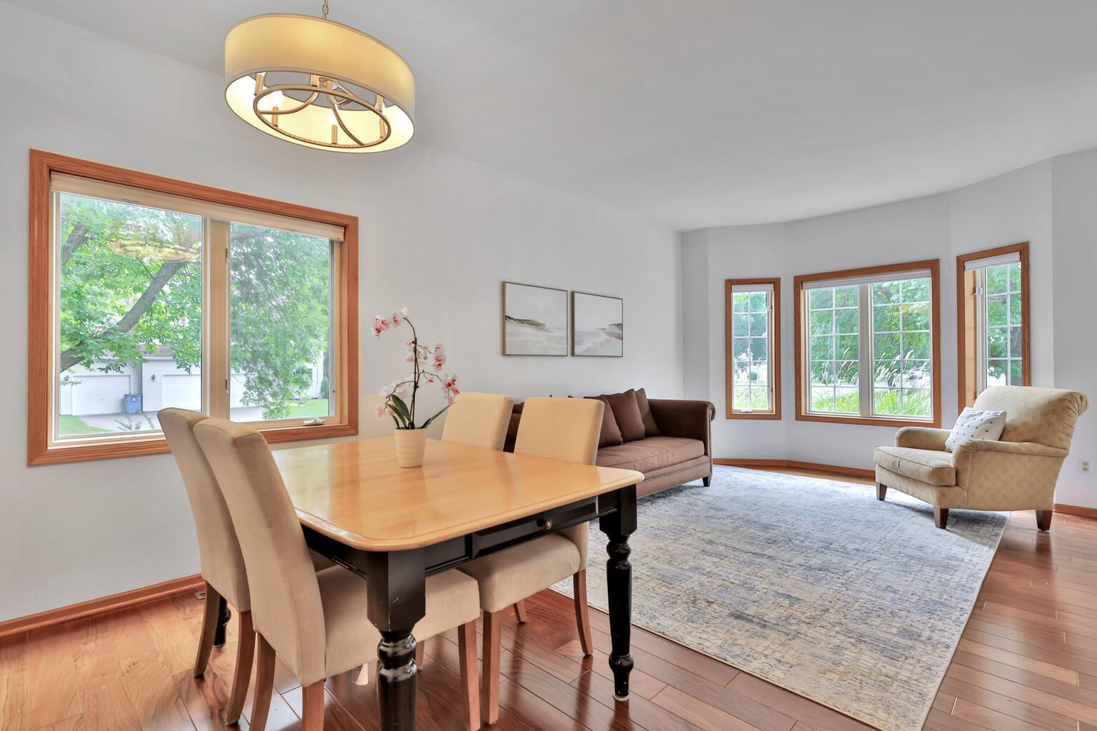 17408 Tessmer Court Property Photo 10