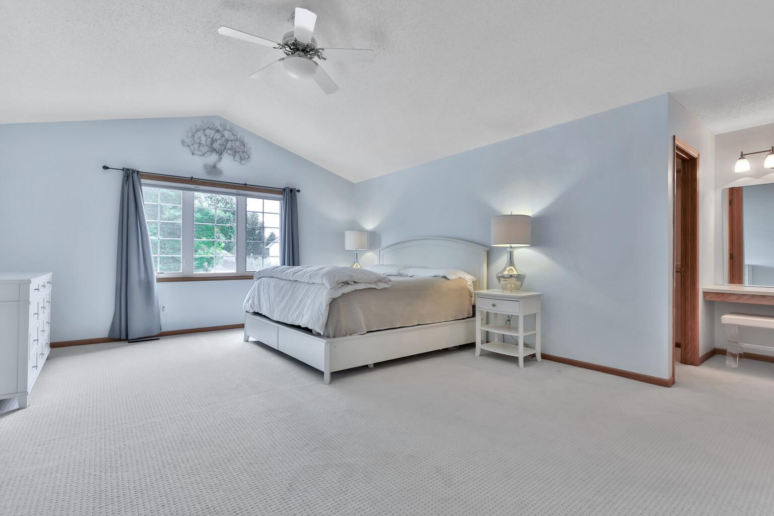 17408 Tessmer Court Property Photo 16