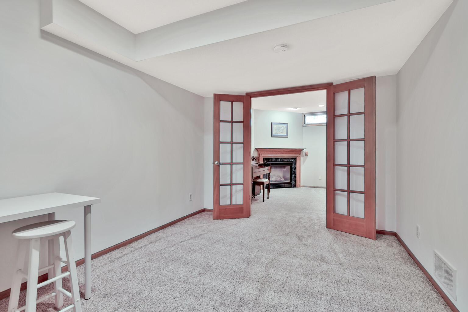 17408 Tessmer Court Property Photo 31