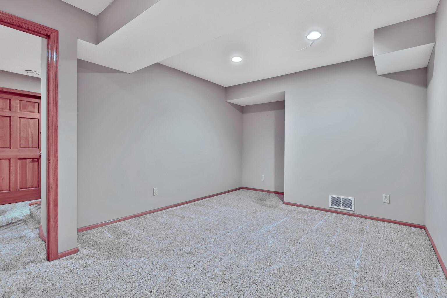 17408 Tessmer Court Property Photo 35