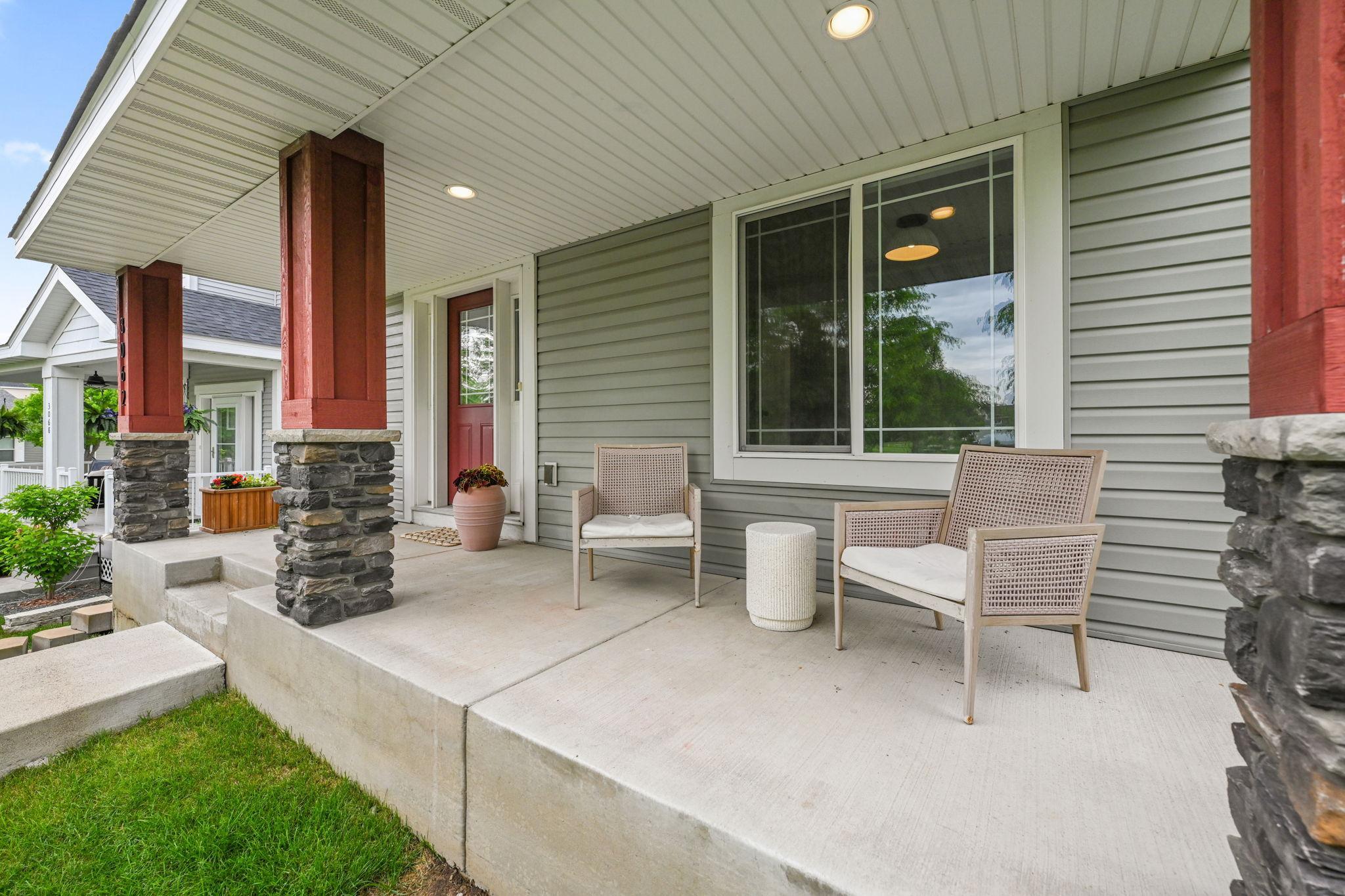 3062 Walden Drive Property Photo 2