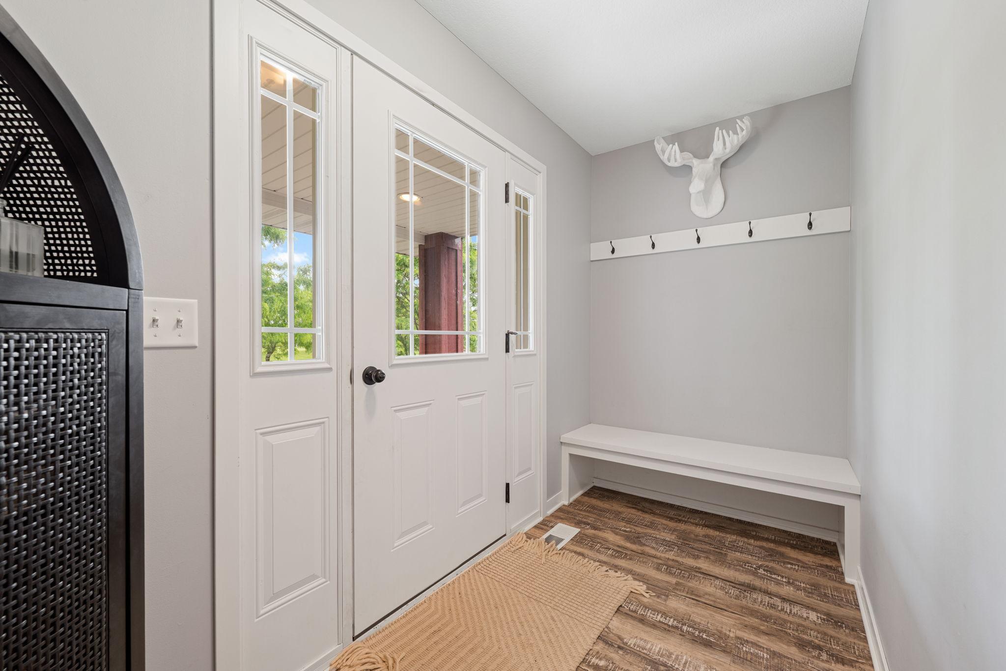 3062 Walden Drive Property Photo 4