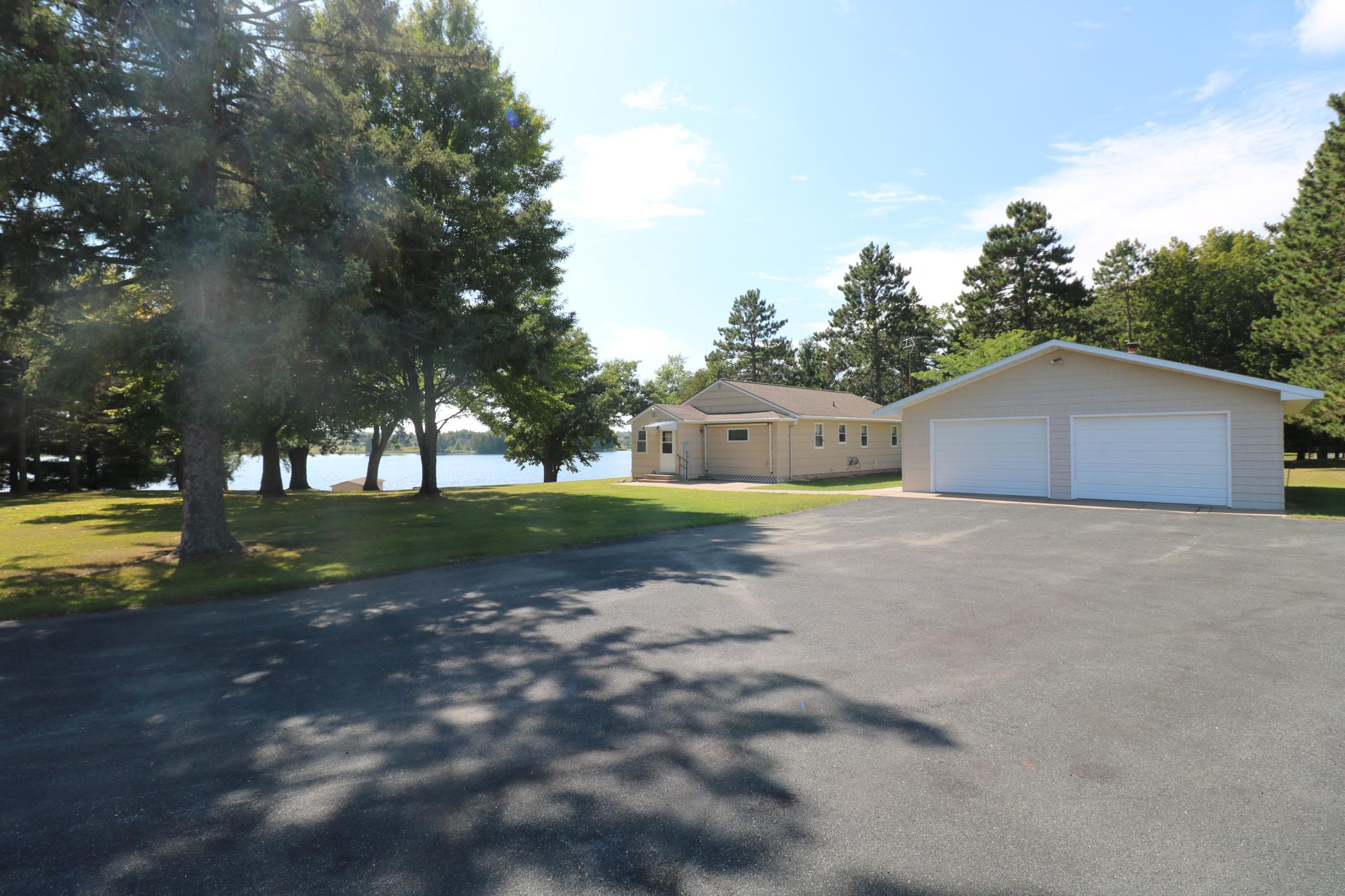 2513 E Grenquist Lake Lane Property Photo 17