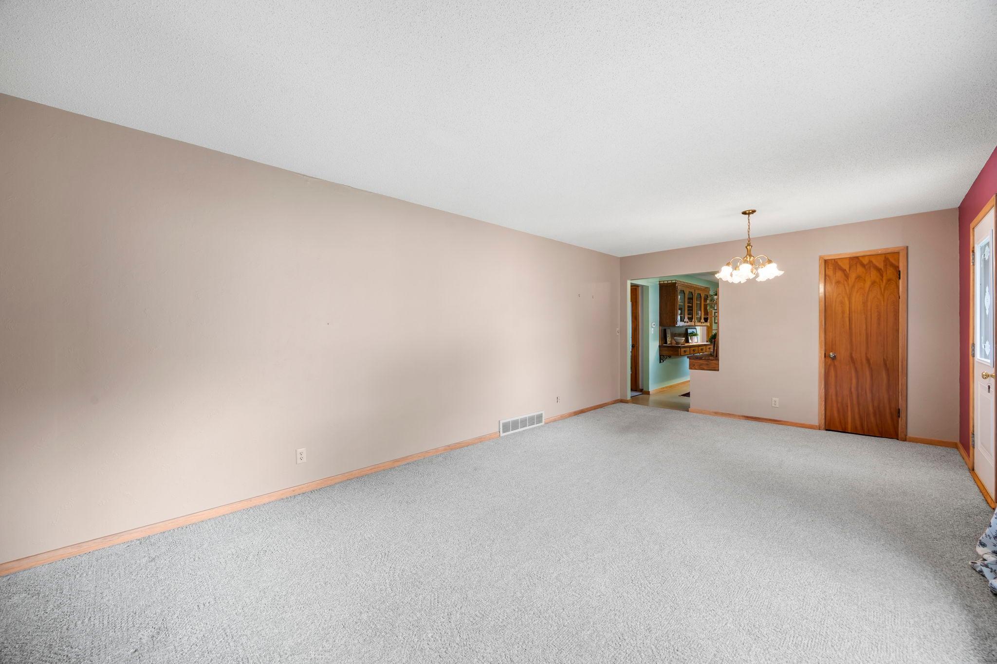2513 E Grenquist Lake Lane Property Photo 29