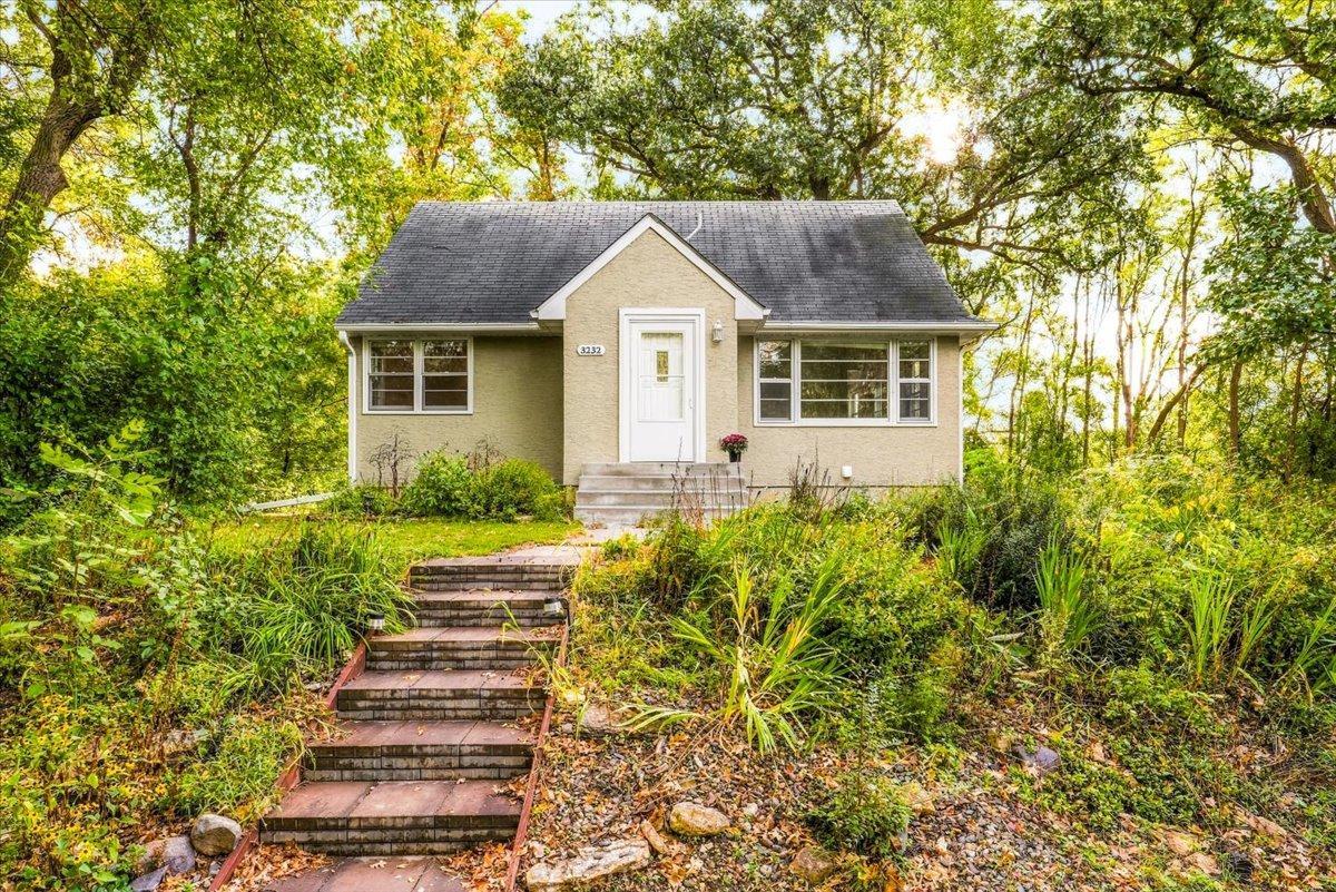 3232 Karth Road