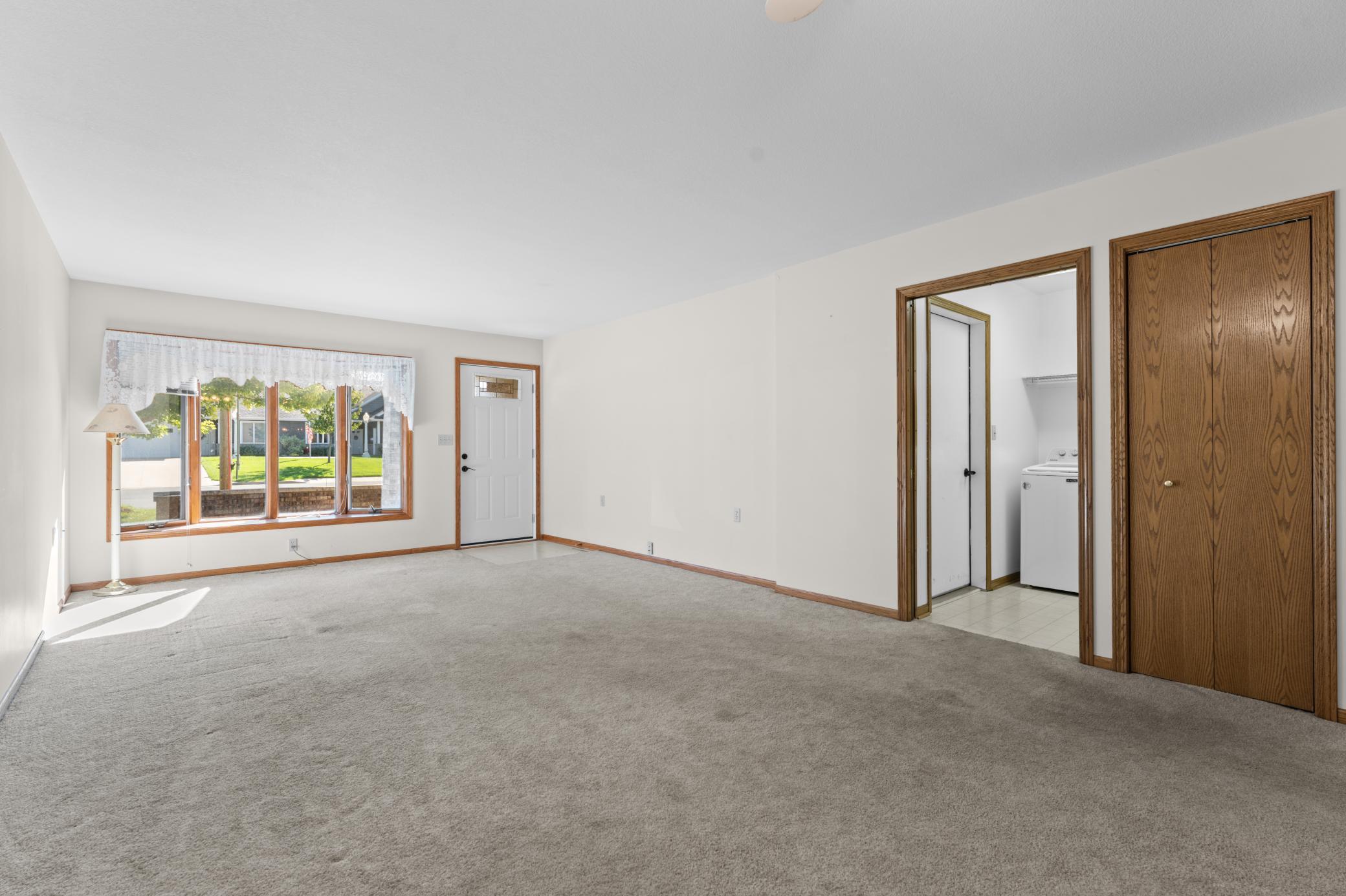 527 1st Avenue Se Property Photo 7