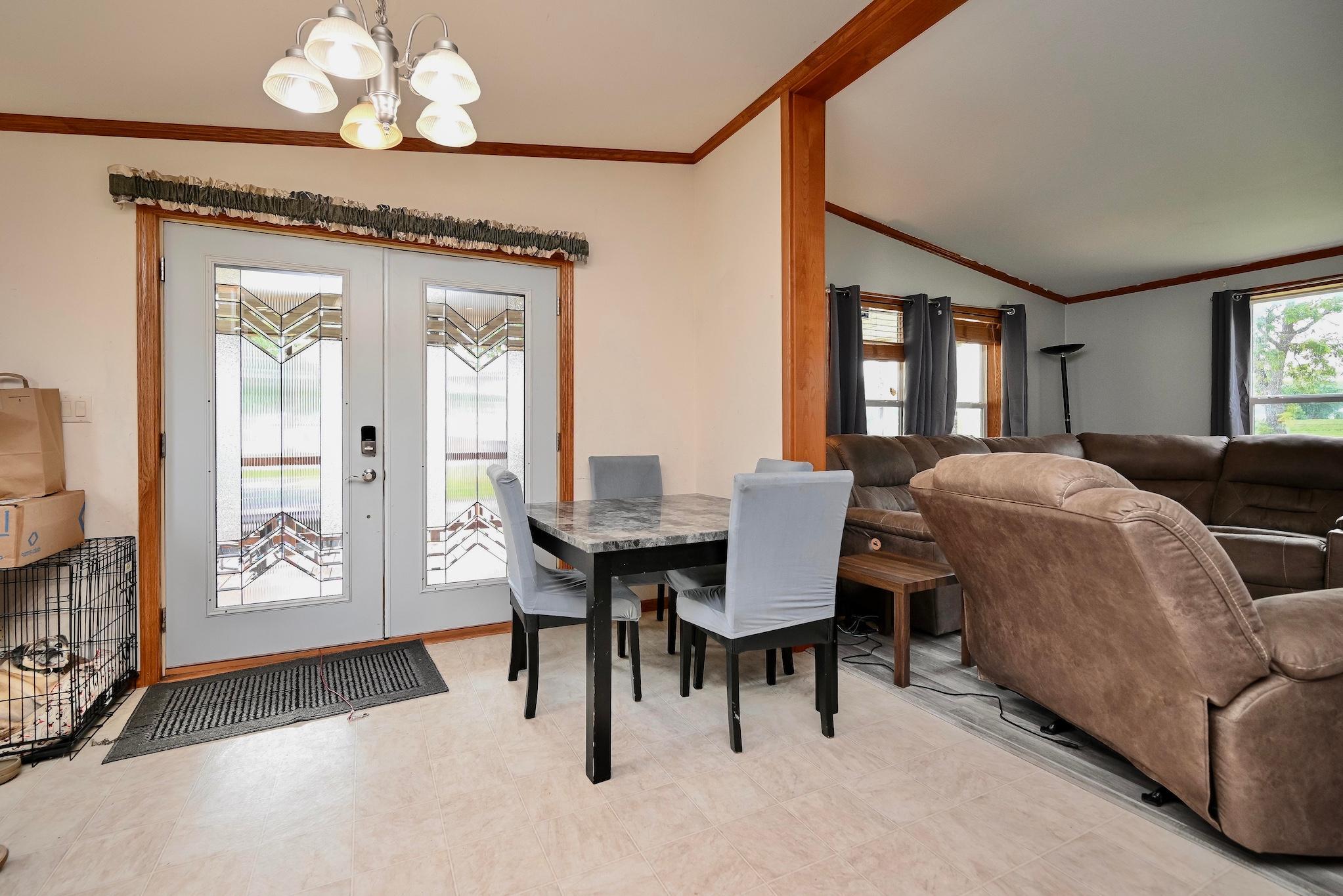 405 E Rushford Avenue Property Photo 3