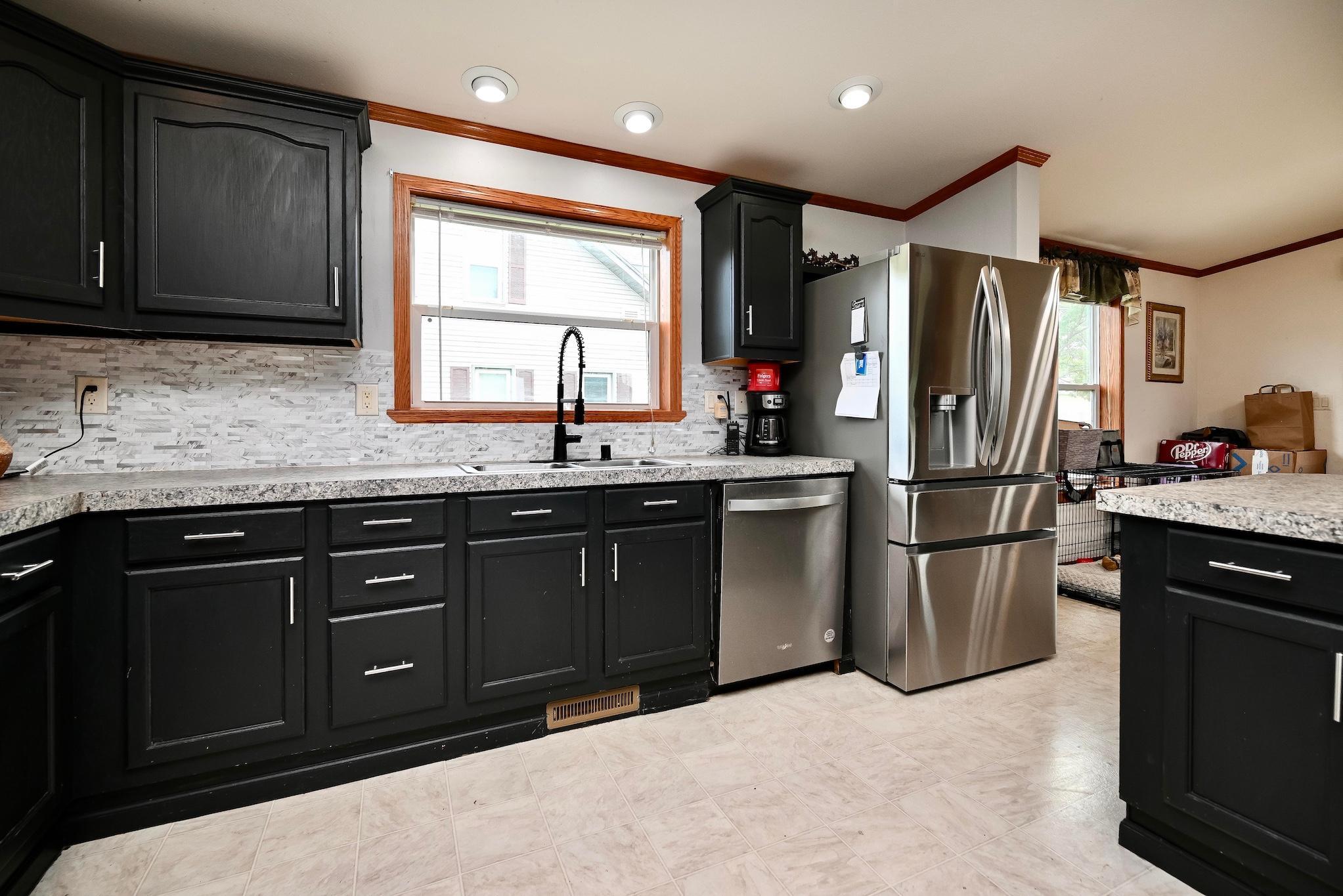 405 E Rushford Avenue Property Photo 8