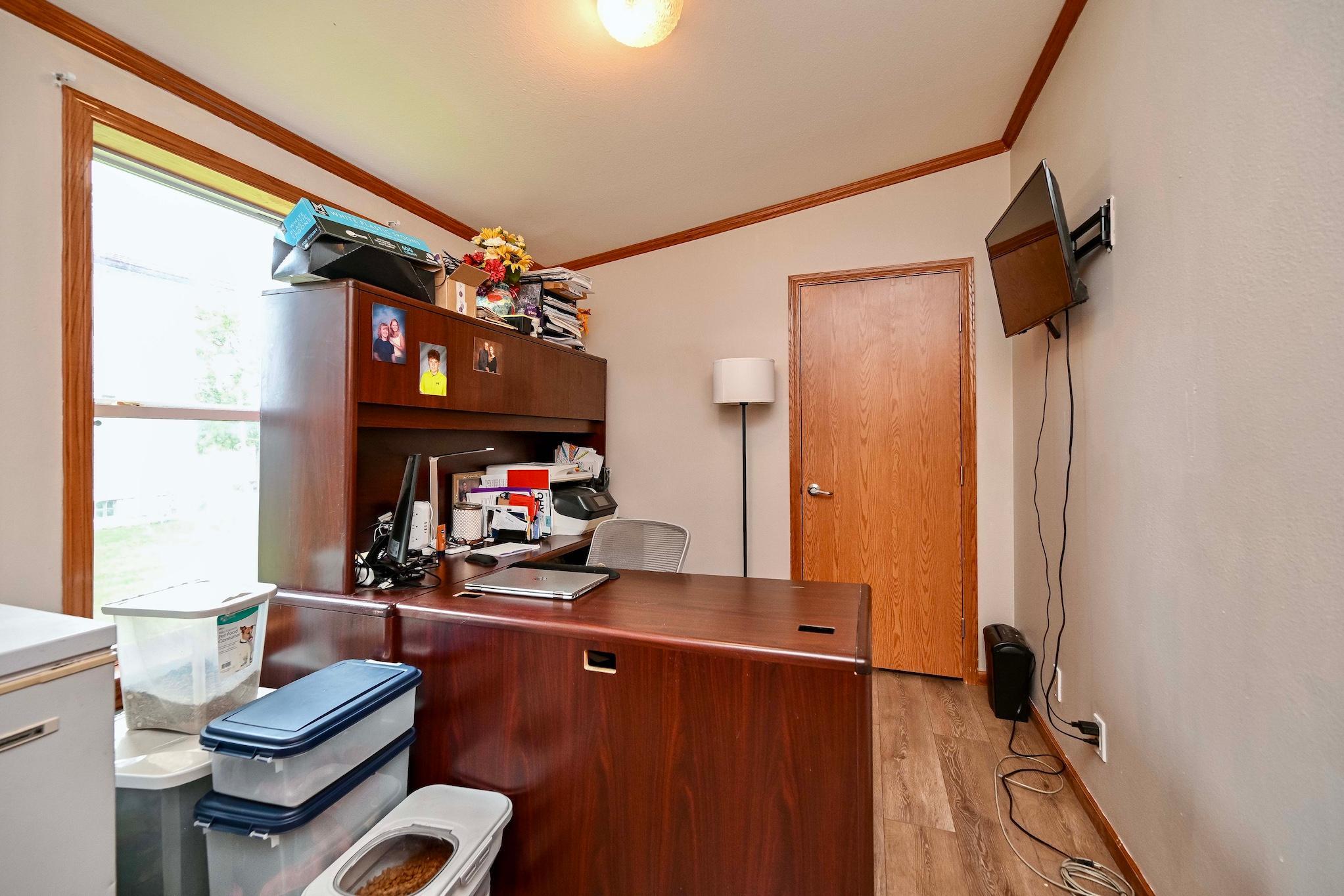 405 E Rushford Avenue Property Photo 14