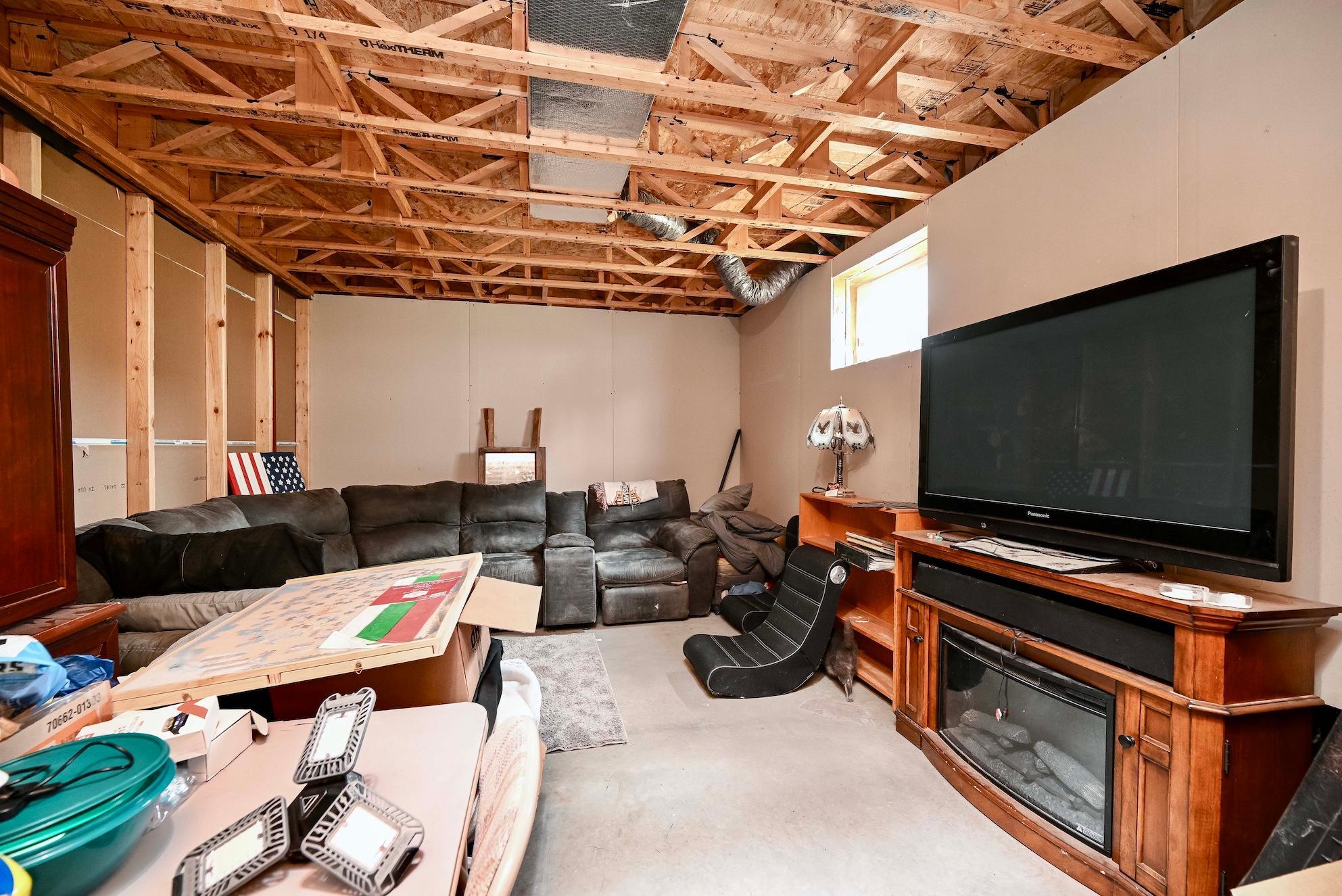 405 E Rushford Avenue Property Photo 19