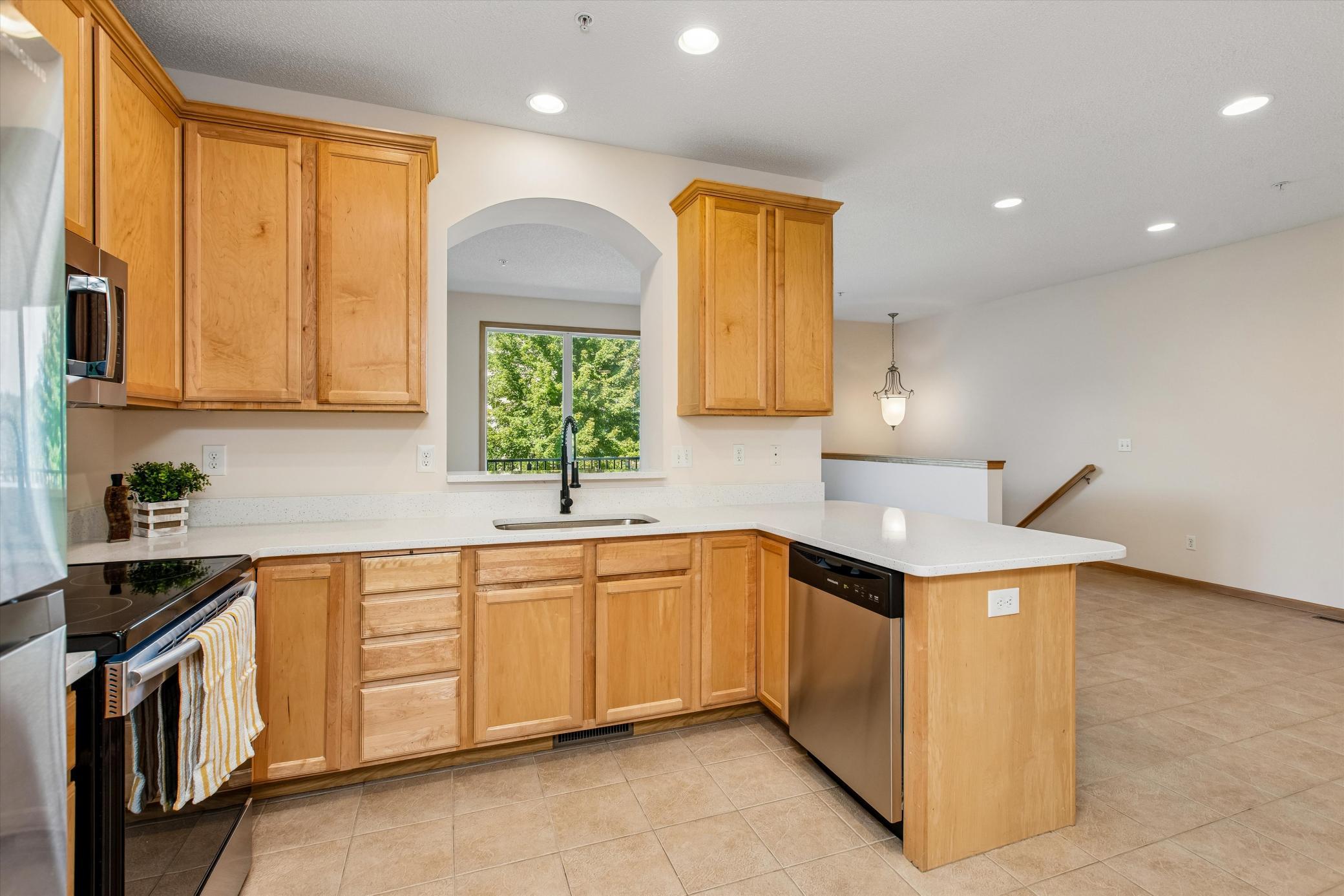 7531 Southridge Court Property Photo 8