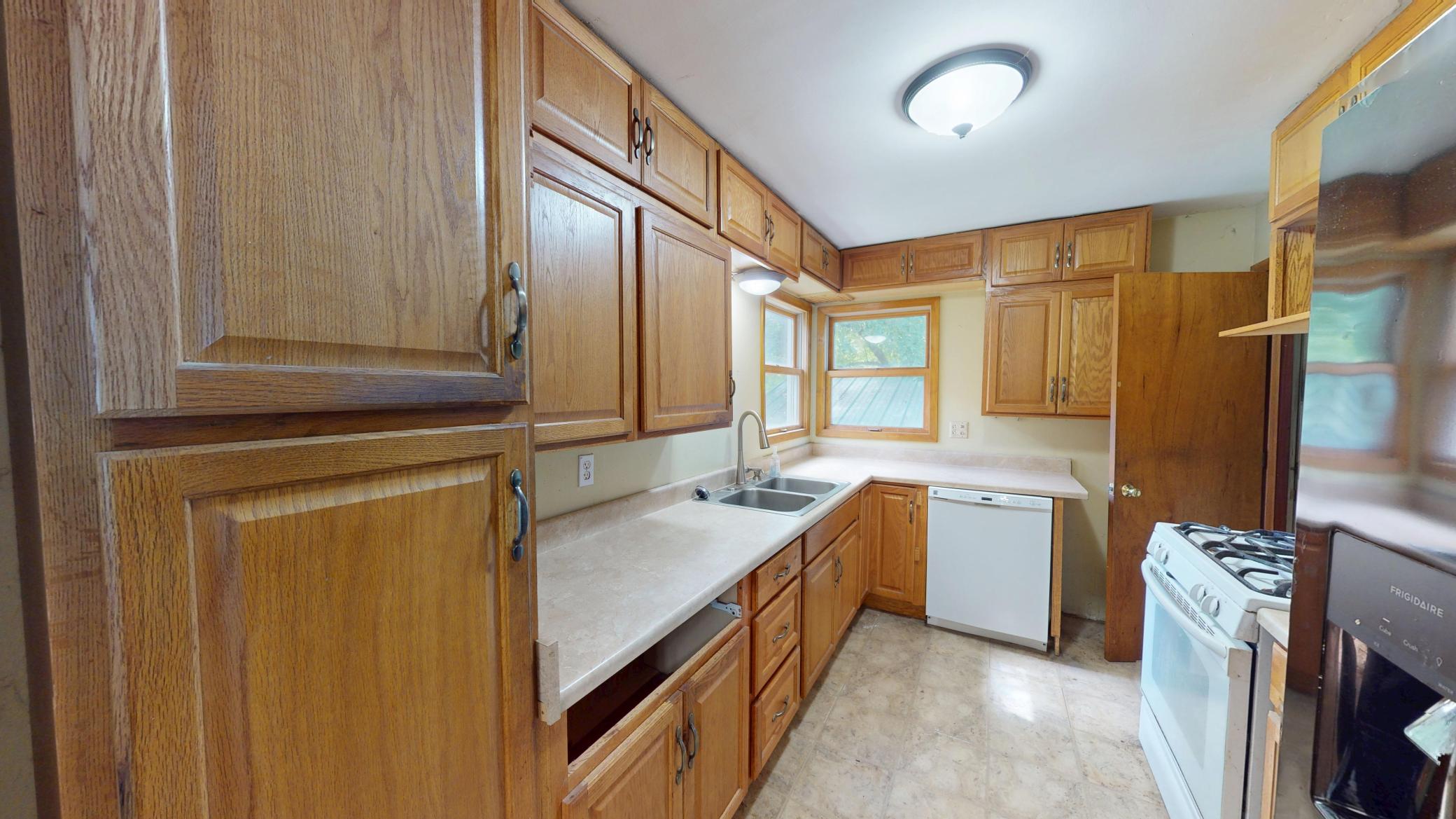 1420 Academy Avenue Property Photo 6