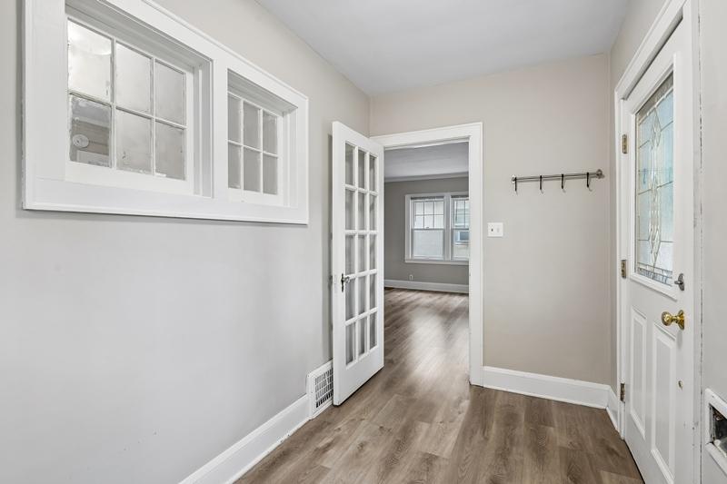 5217 Columbus Avenue Property Photo 5