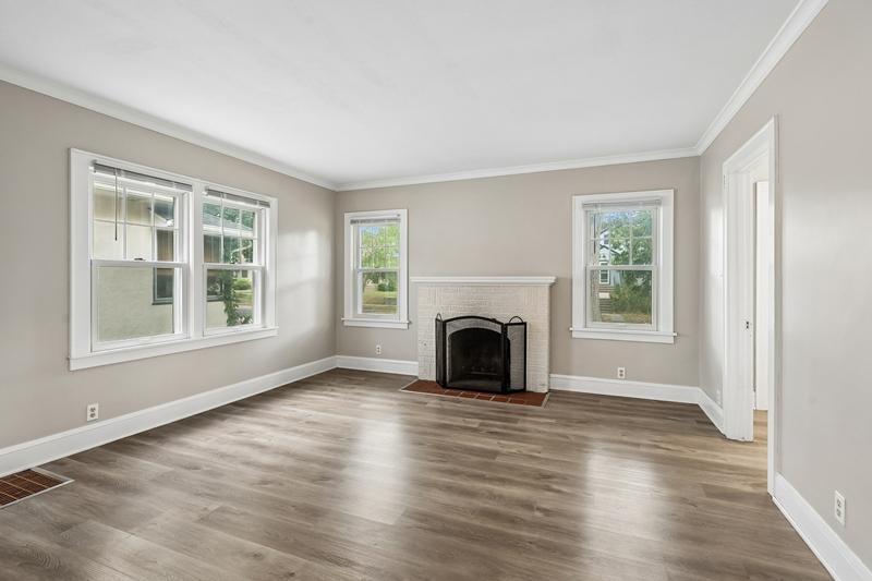 5217 Columbus Avenue Property Photo 10