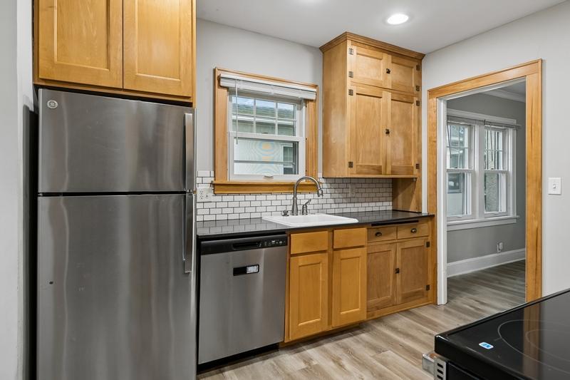 5217 Columbus Avenue Property Photo 19
