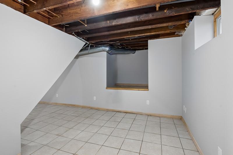 5217 Columbus Avenue Property Photo 36