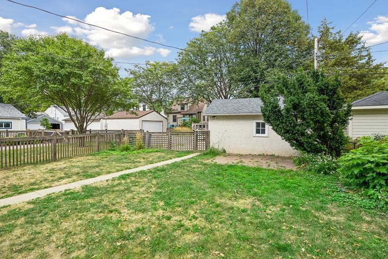 5217 Columbus Avenue Property Photo 41