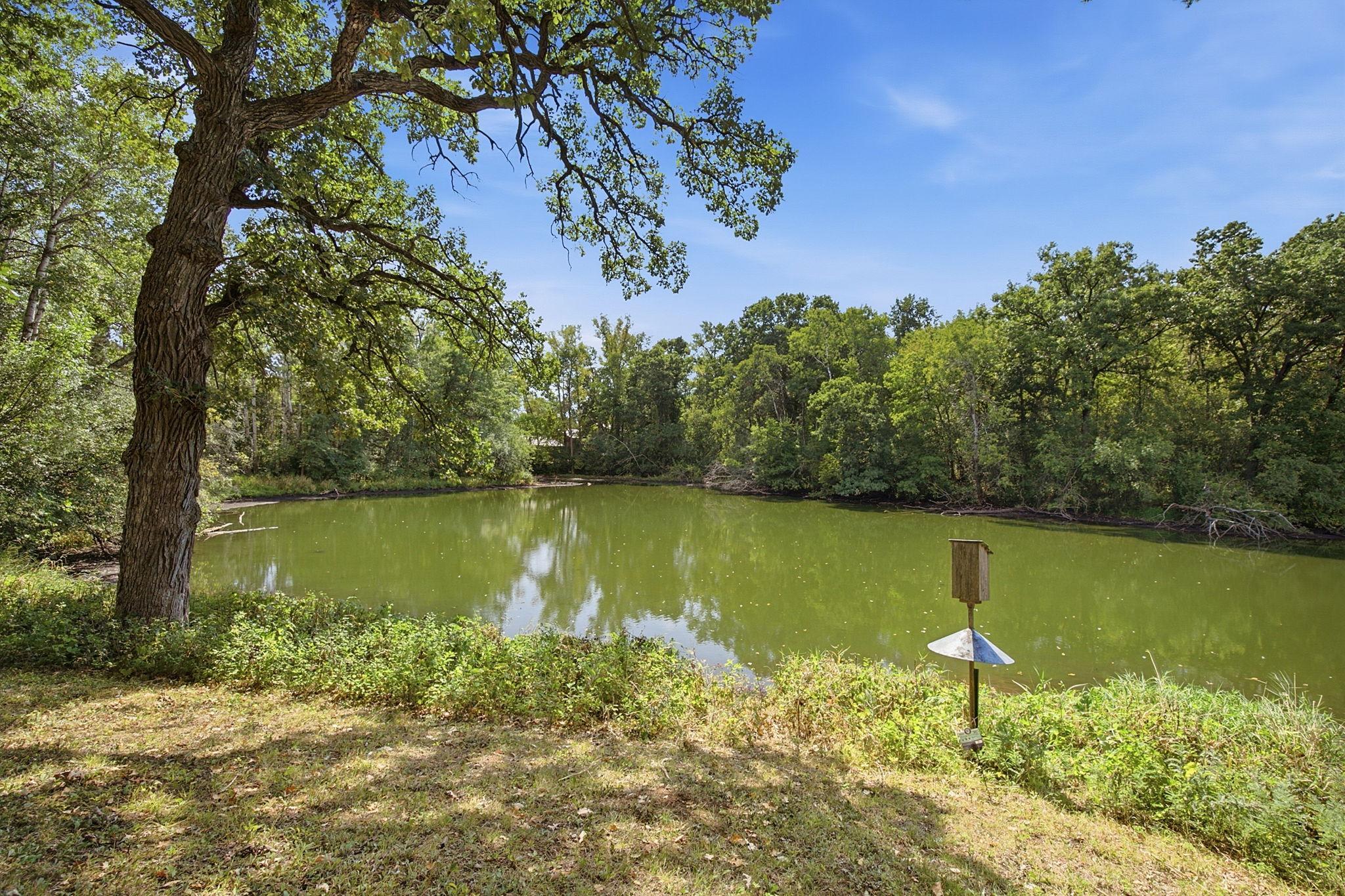 948 Waterford Drive W Property Photo 45