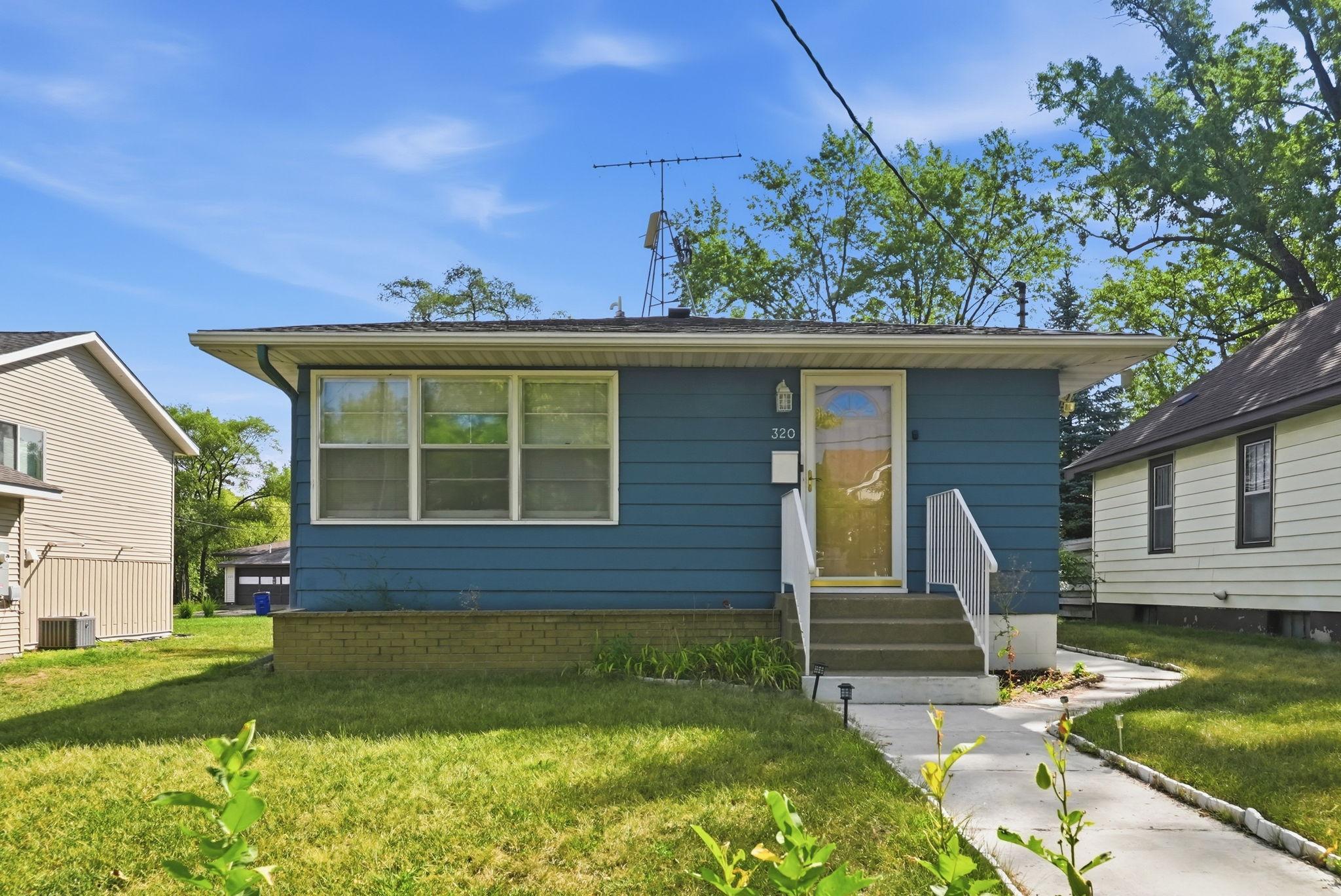 320 26th Avenue N Property Photo 1