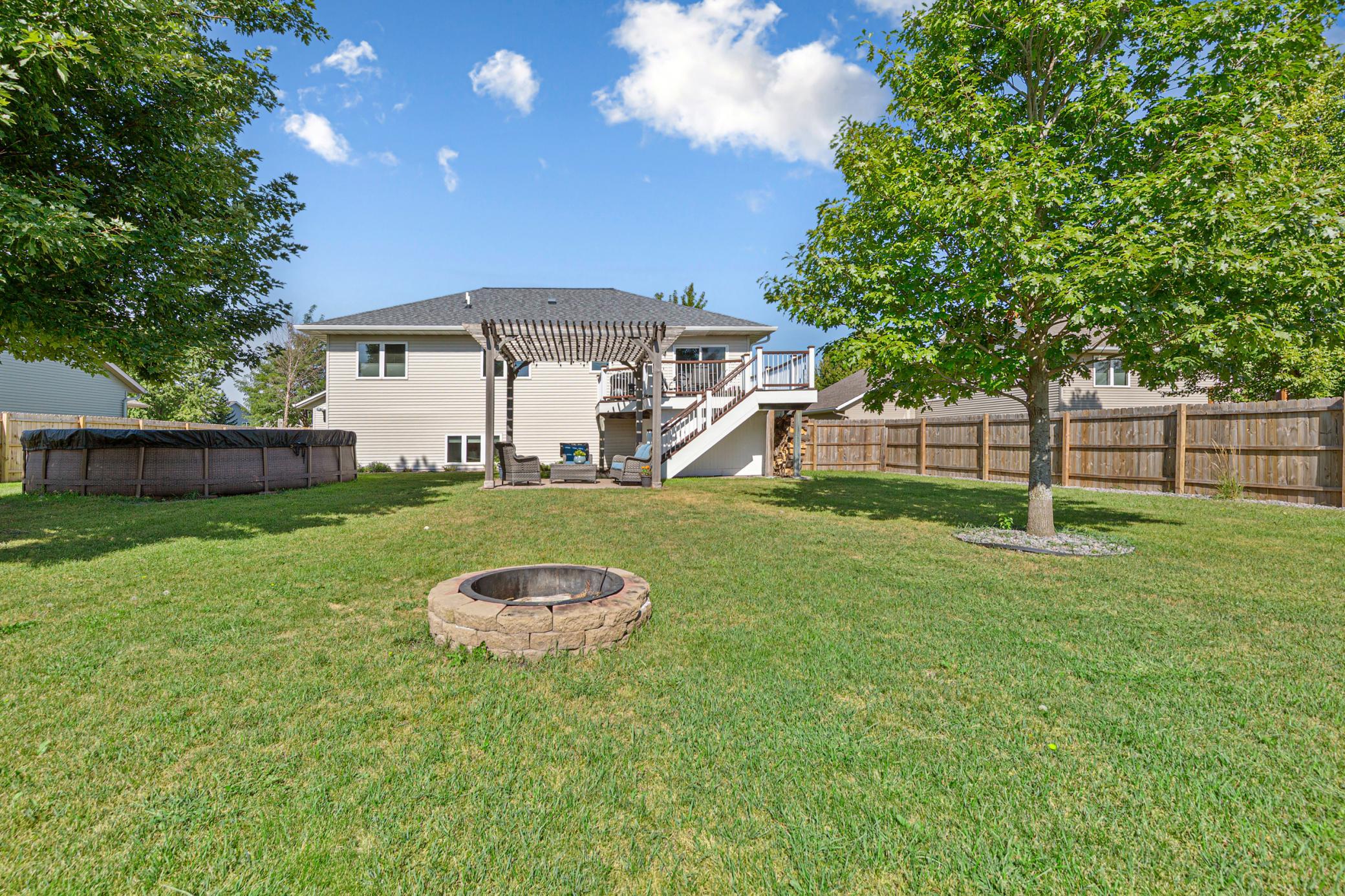 217 Inverness Drive Property Photo 4