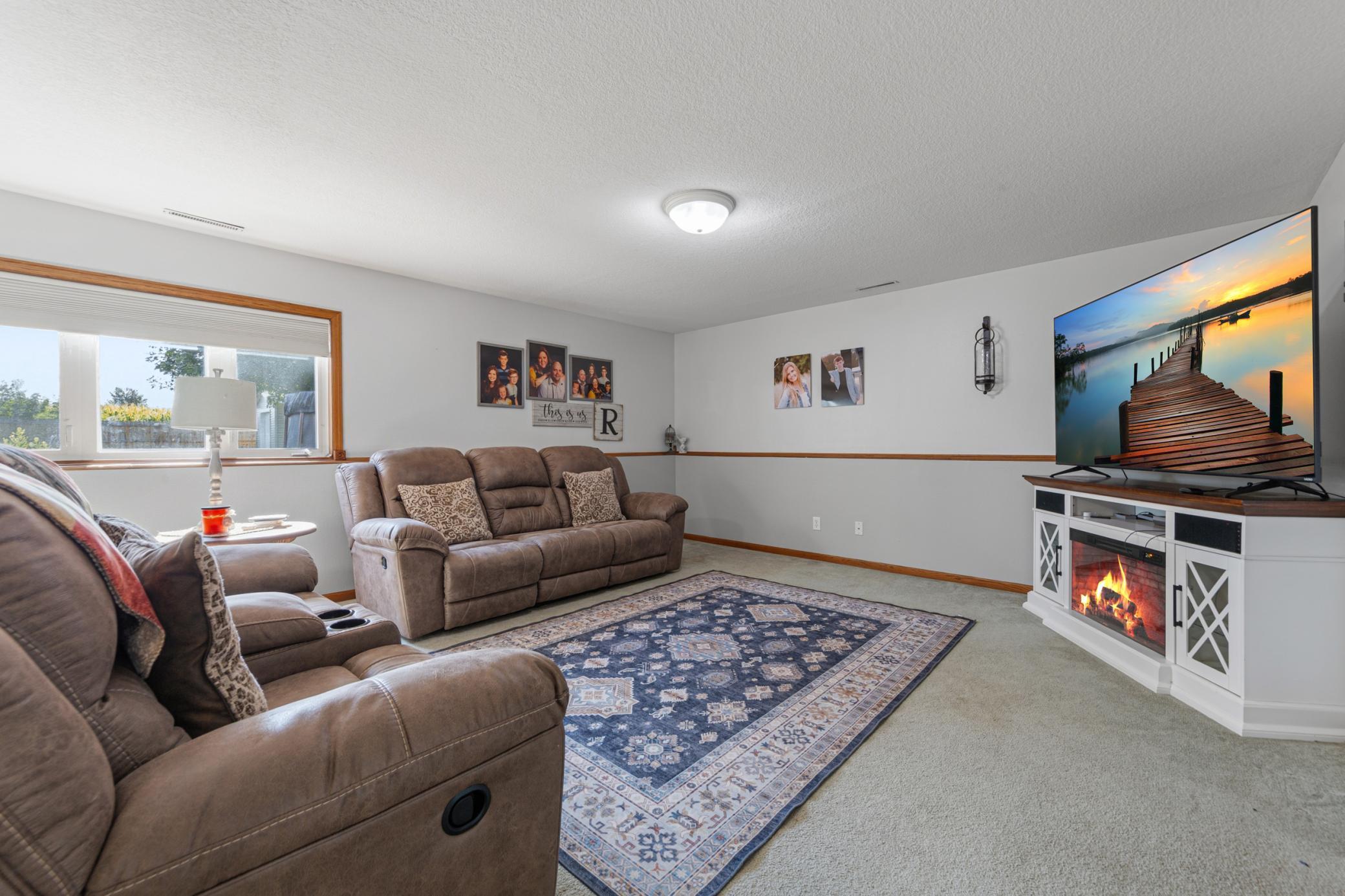 217 Inverness Drive Property Photo 34