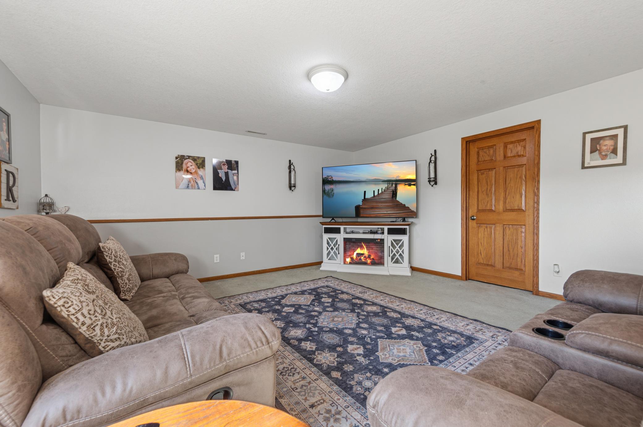 217 Inverness Drive Property Photo 36