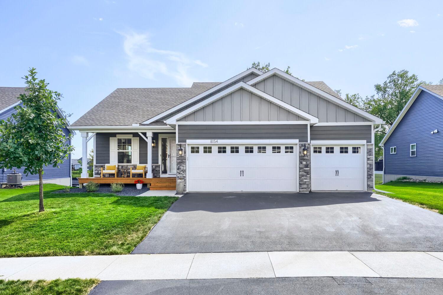 8154 182nd Street W Property Photo 1