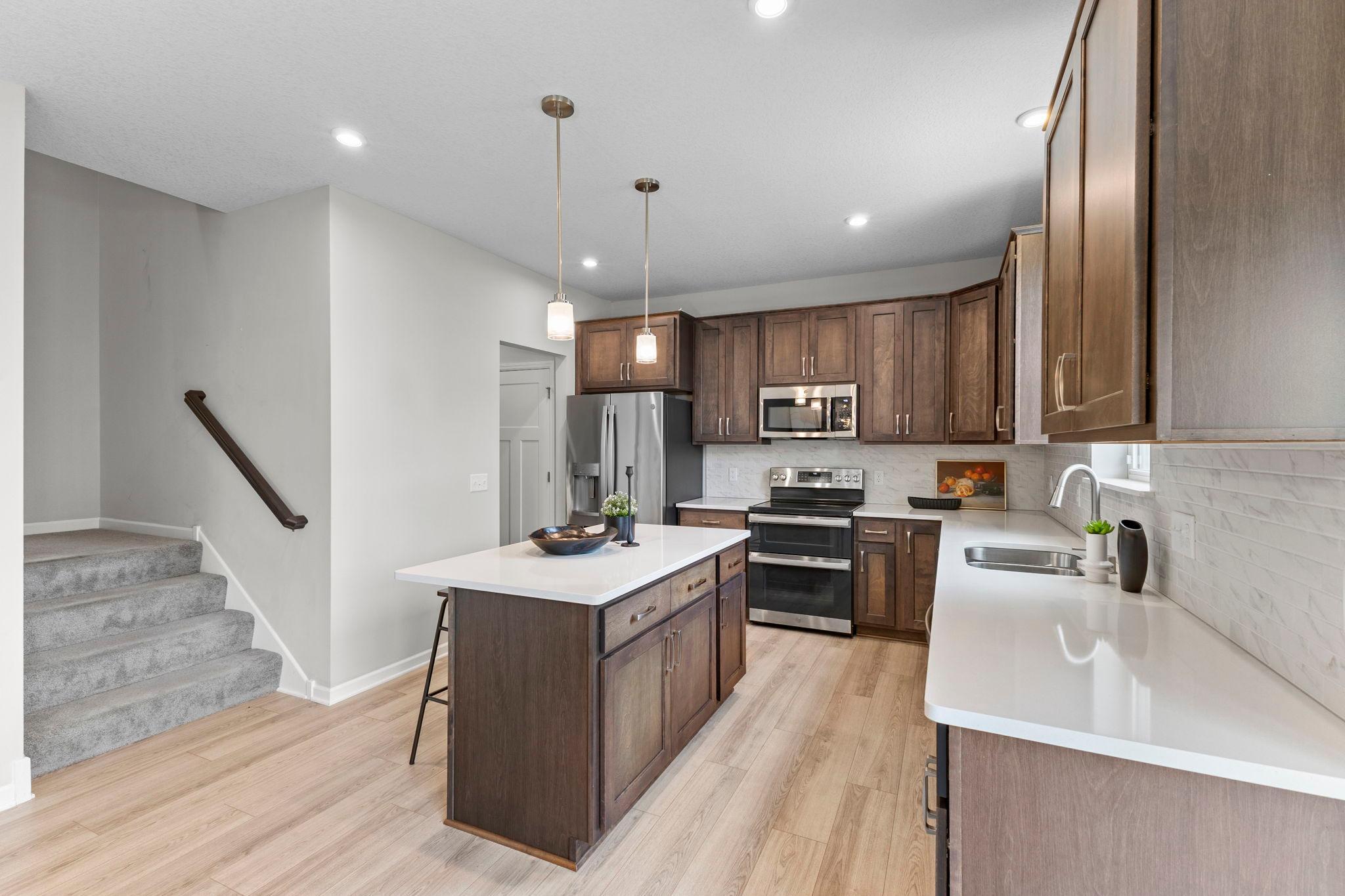 18097 Hartlin Avenue Property Photo 10