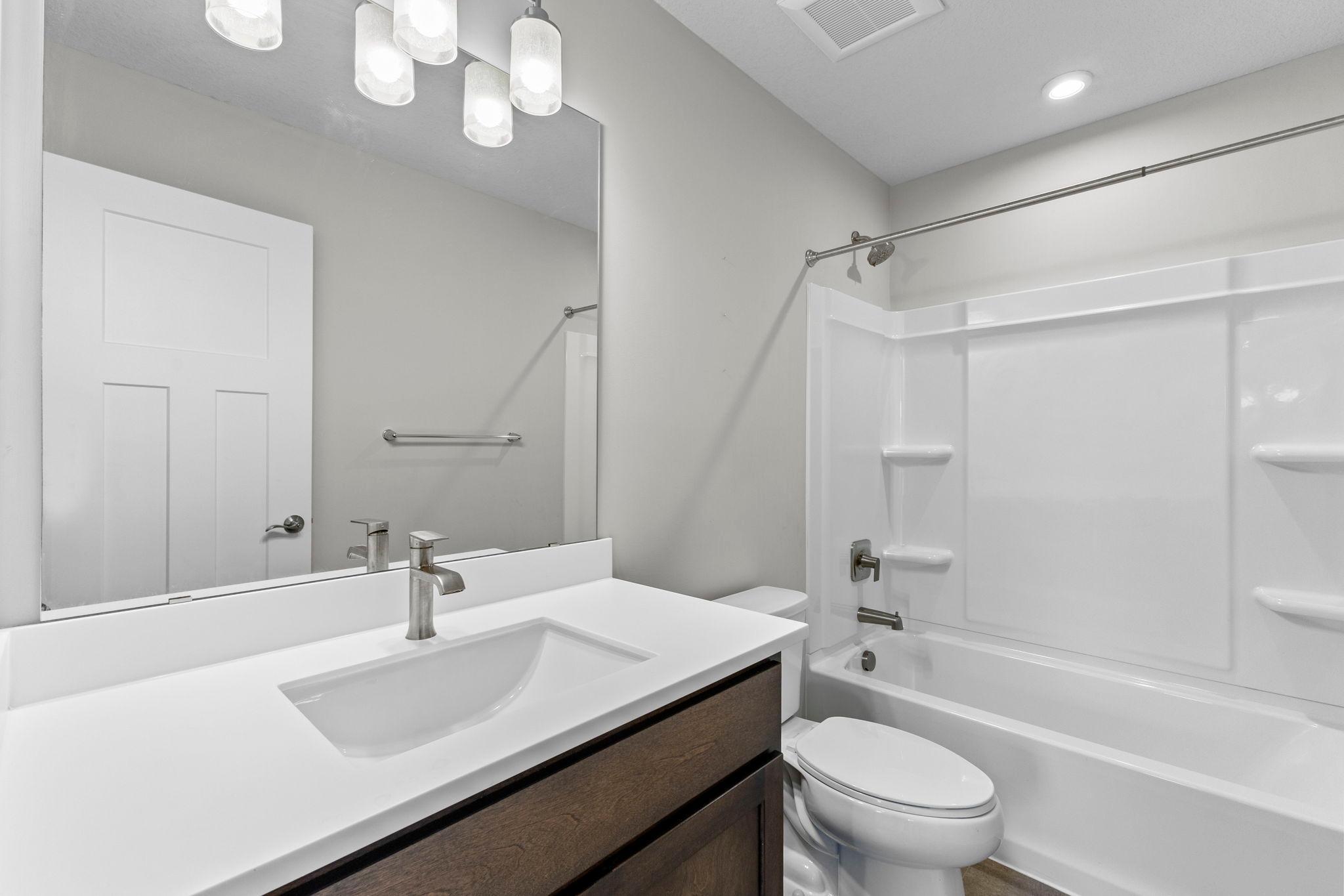 18097 Hartlin Avenue Property Photo 32