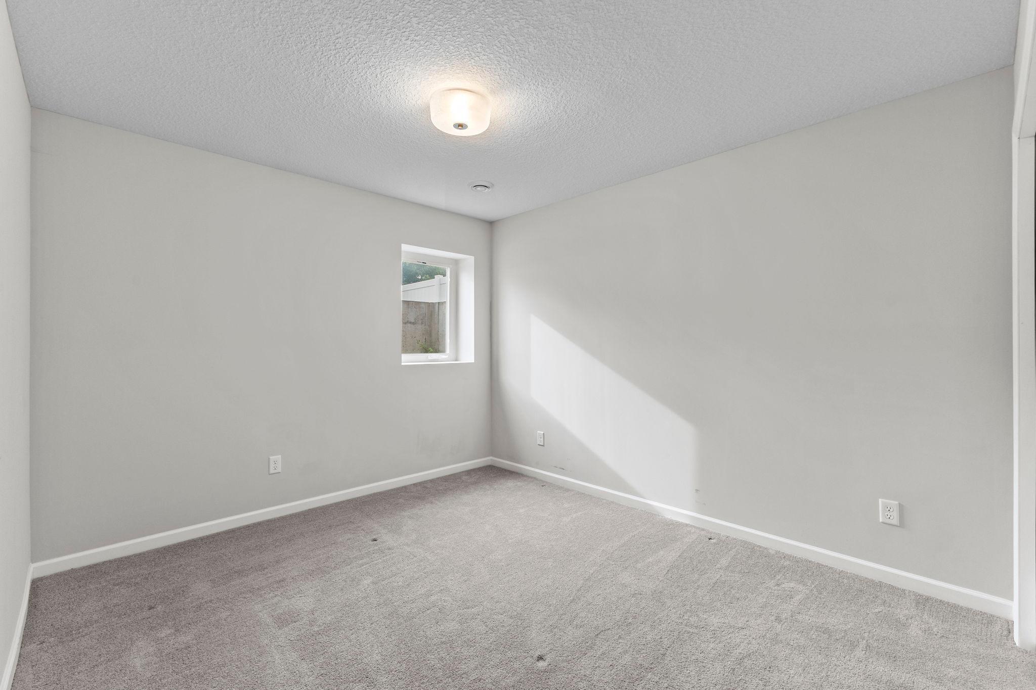 18097 Hartlin Avenue Property Photo 38