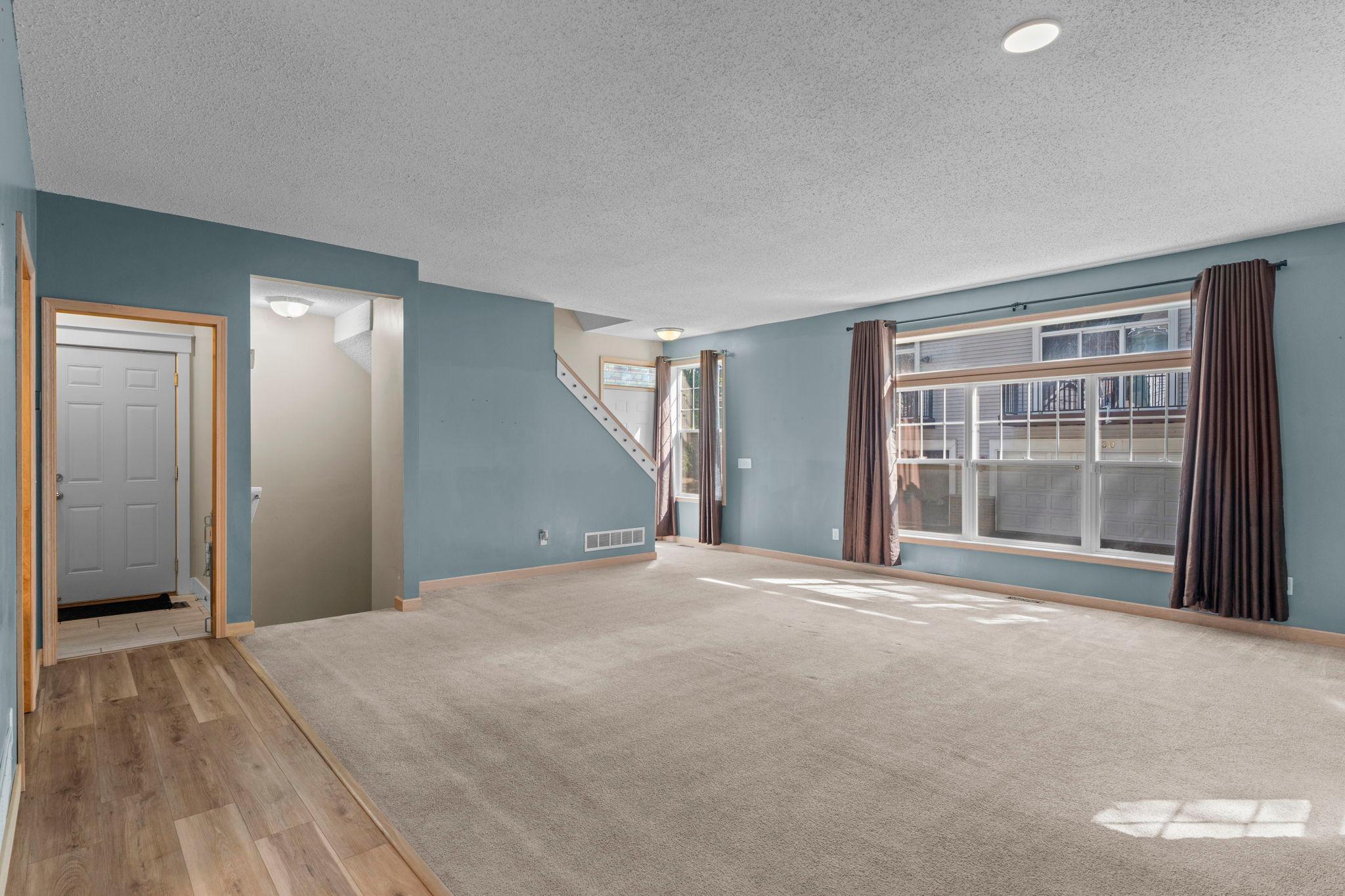 2729 Century Court Property Photo 3